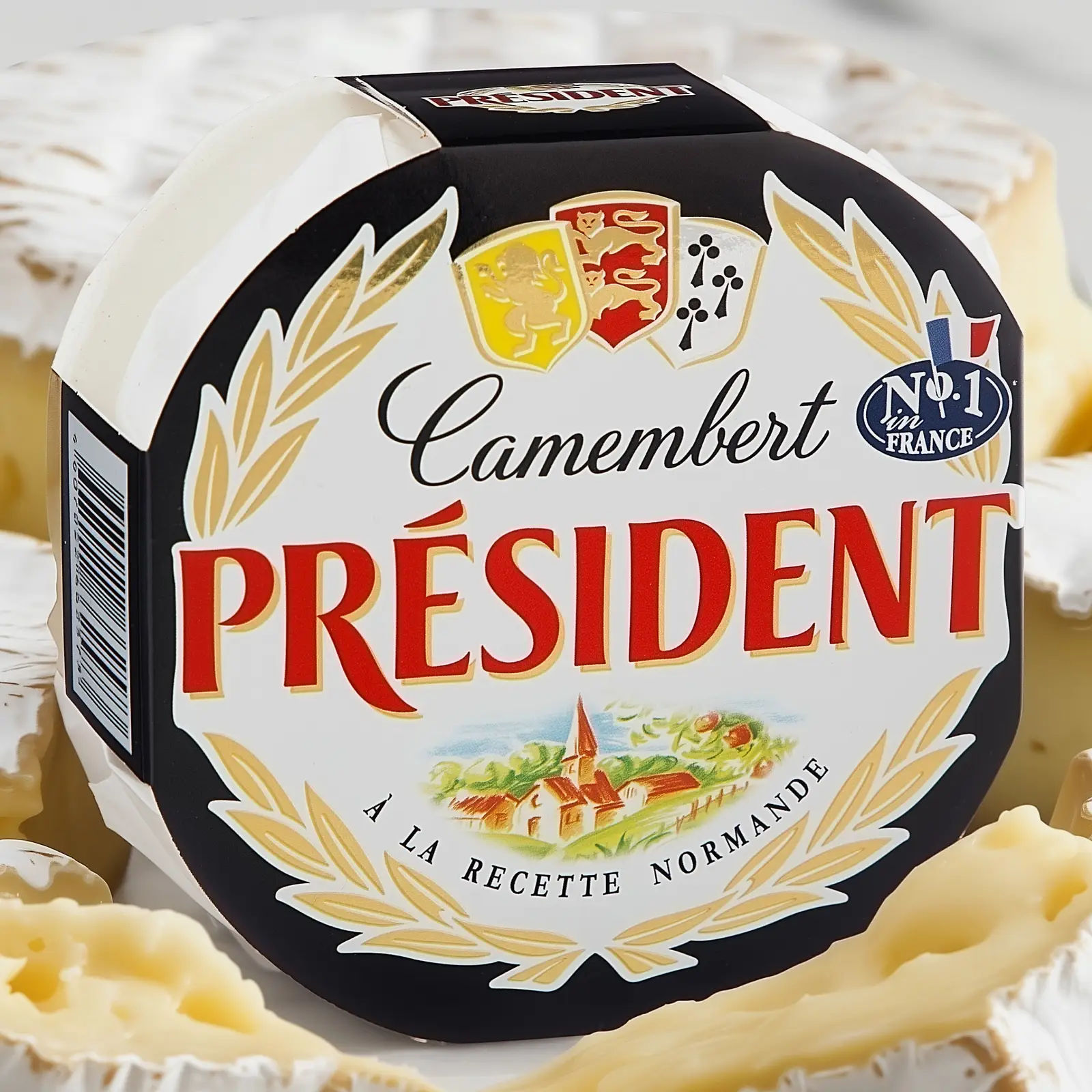 Изображение товара Сыр President Камамбер с белой плесенью 125г мягкий сыр высокого качества