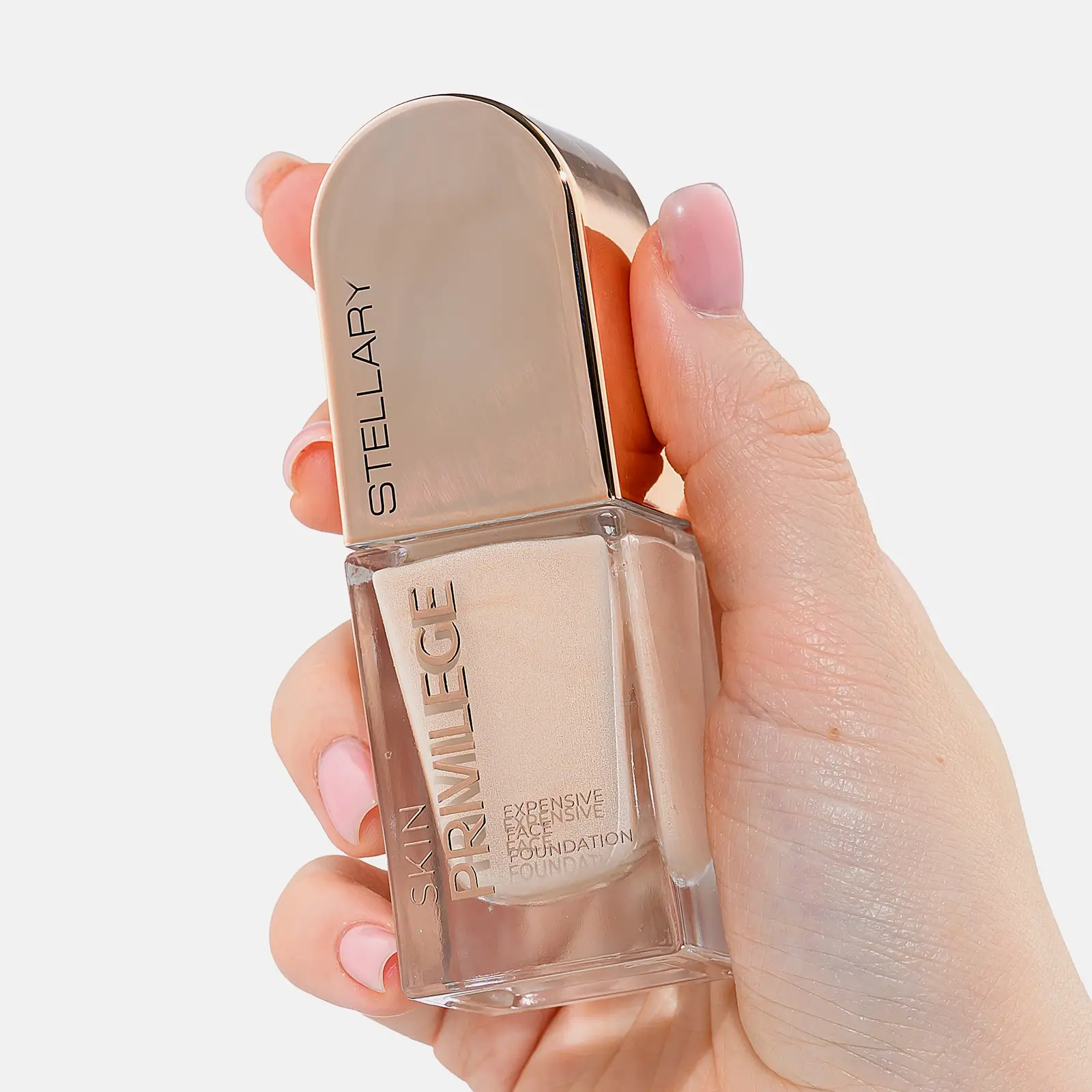 Тональный крем с сатиновым финишем Skin Privilege Stellary тон 01