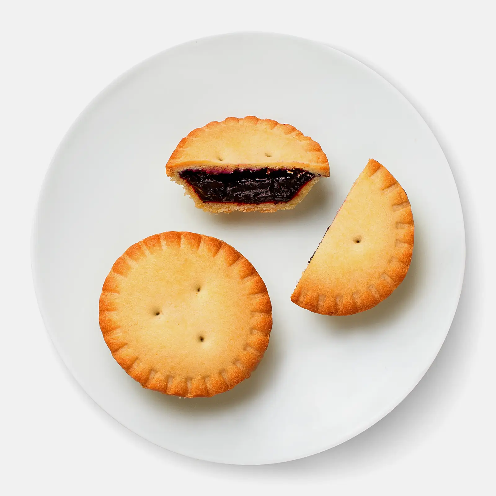 Изображение товара Кекс Ягодное лукошко с черникой 140г Хлебный Дом натуральный десерт