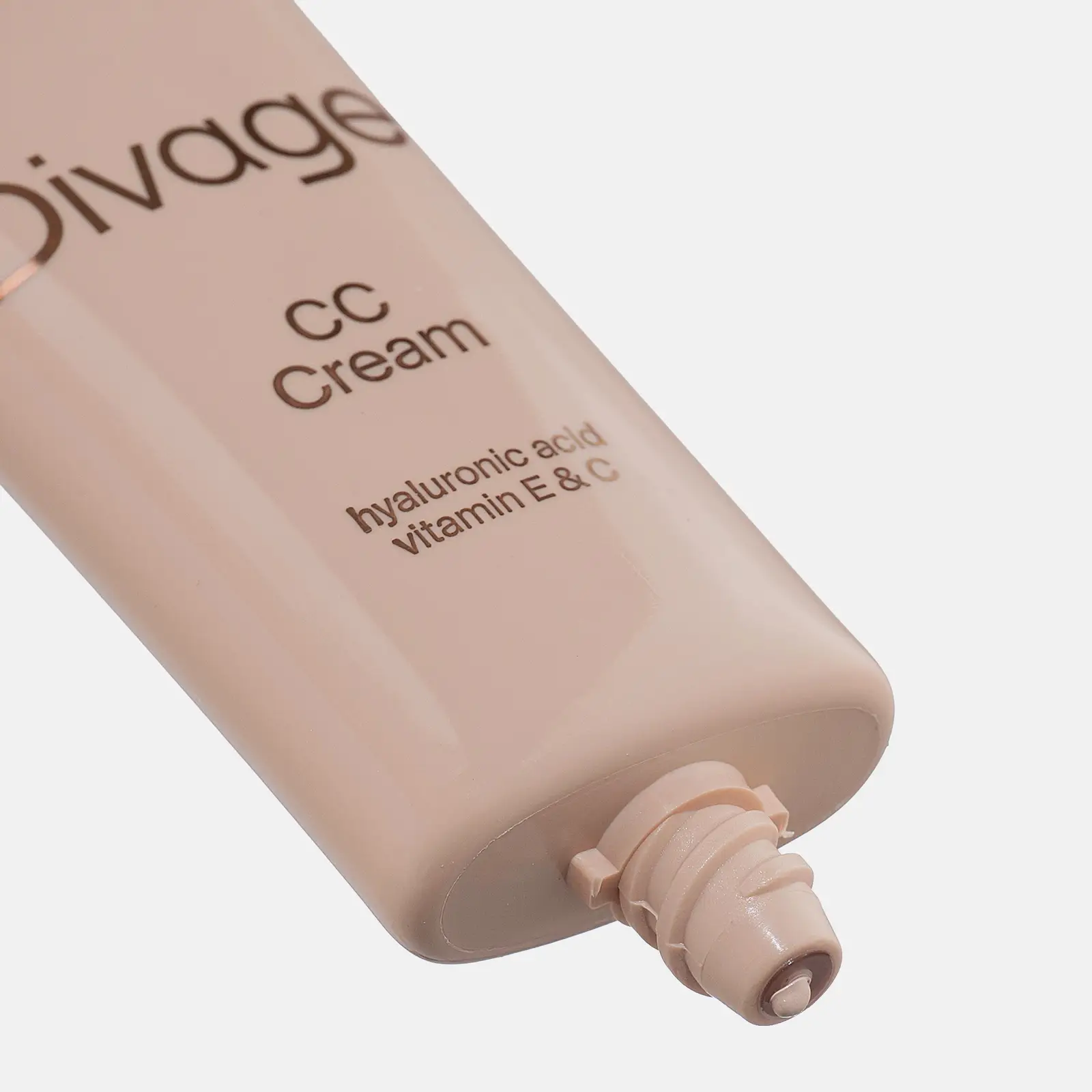 СС-крем для лица тон 03 Divage