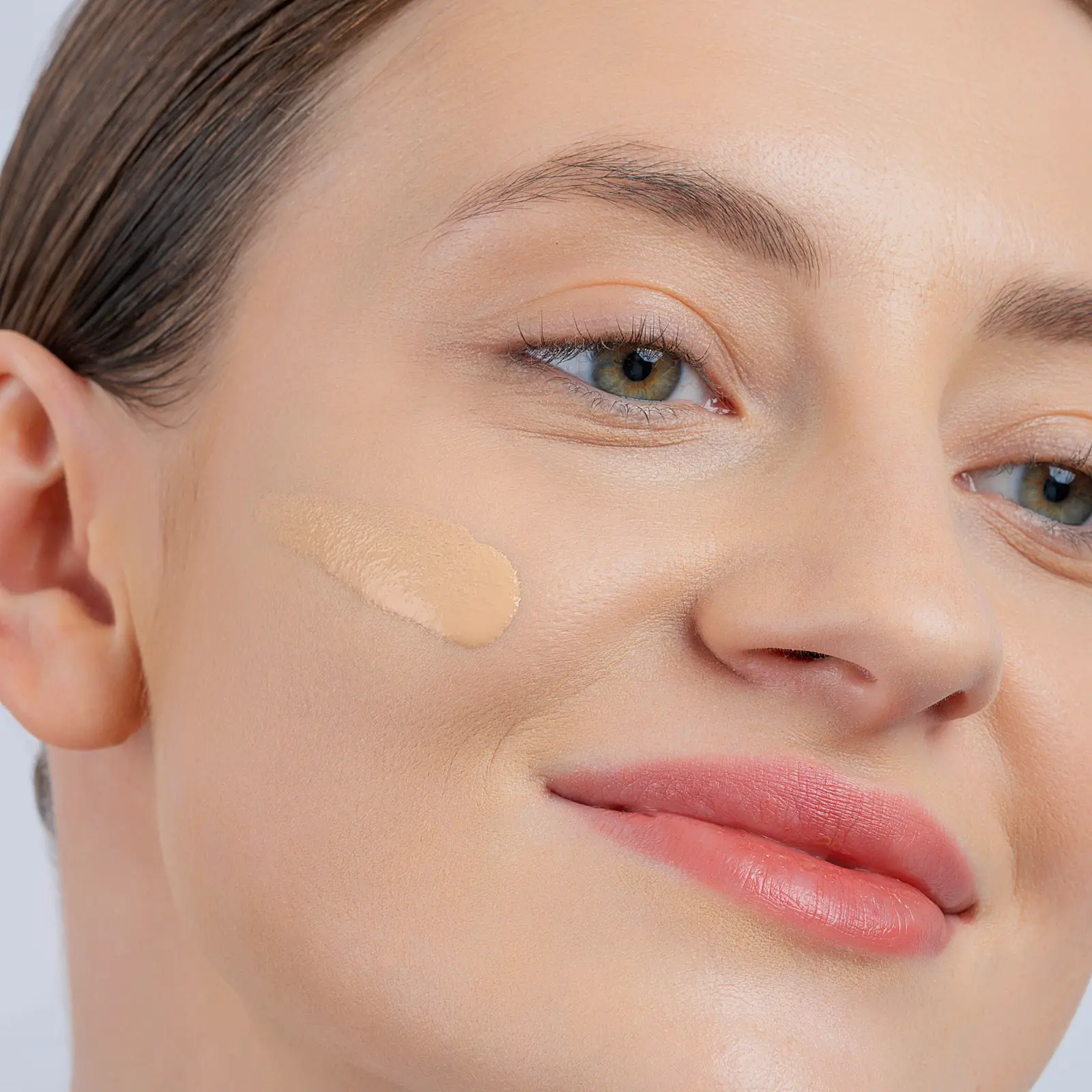 Тональная основа для лица тон 04 Influence Beauty Ekso Skin - фото 5