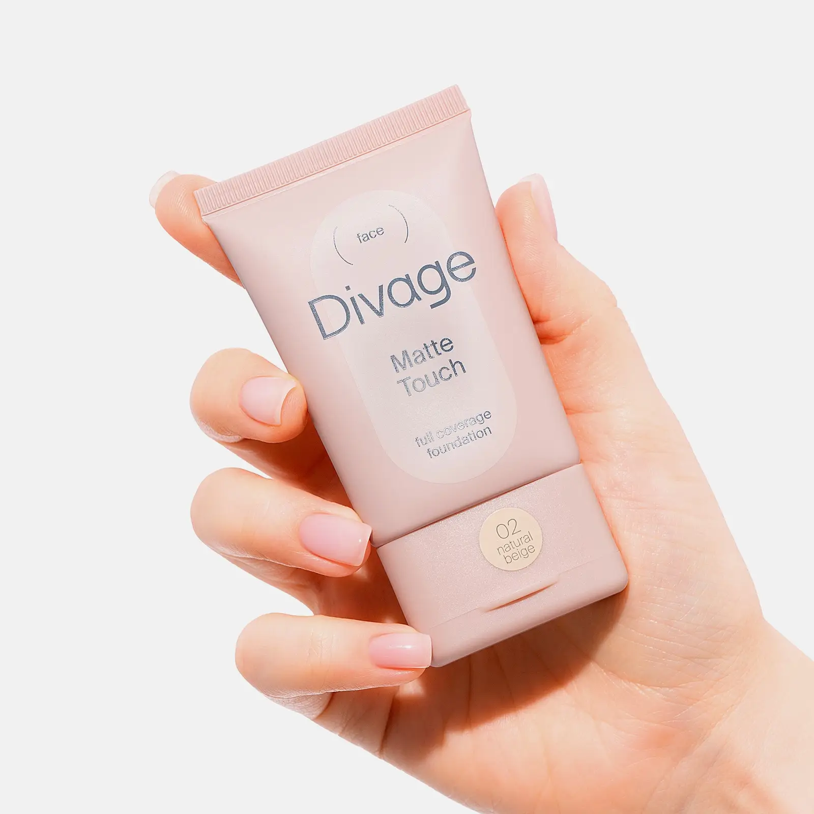 Тональный крем для лица тон 02 Натуральный бежевый Divage Matte Touch Foundation - фото 3 Тональный крем для лица тон 02 Натуральный бежевый Divage Matte Touch Foundation - фото 3