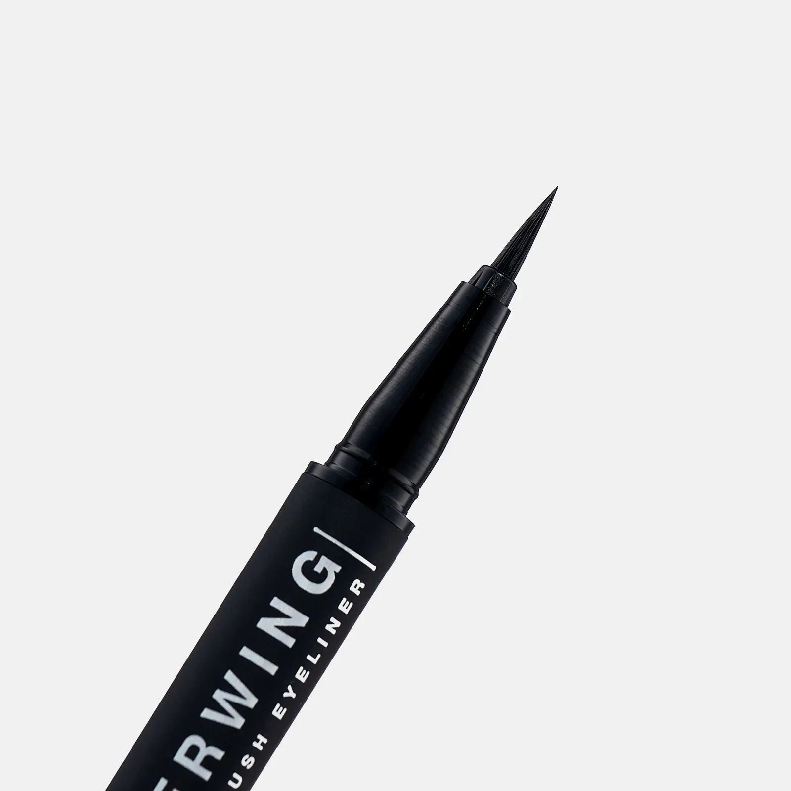 Подводка для глаз тон 01 Influence Beauty Cyberwing