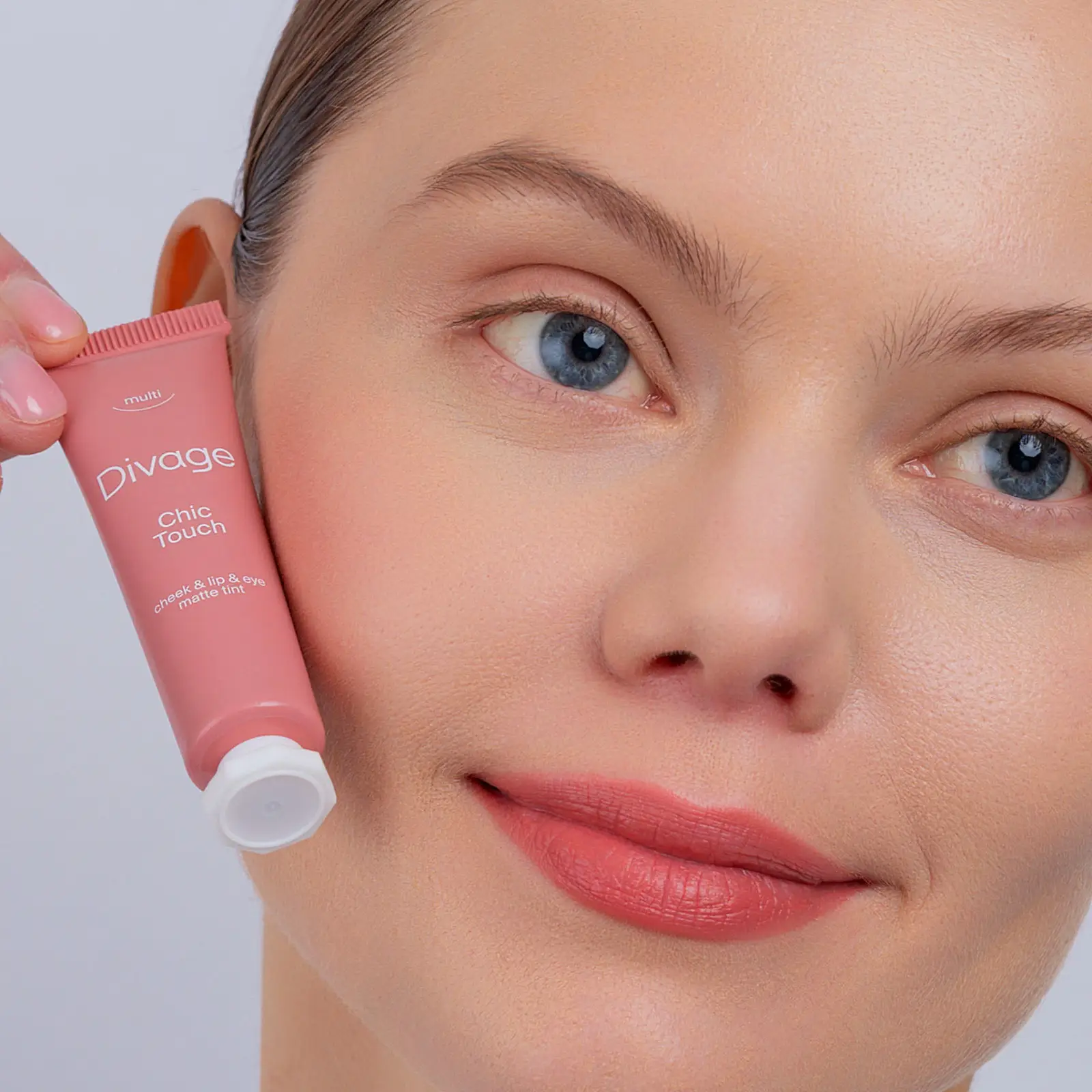 Тинт для лица Divage Chic Touch матовый тон 03