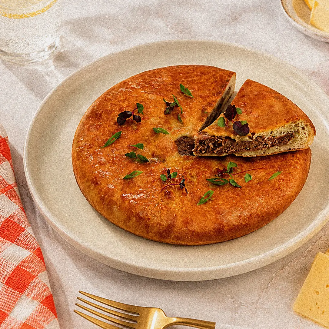 Пирог Осетинский с мясной начинкой 900г - фото 2