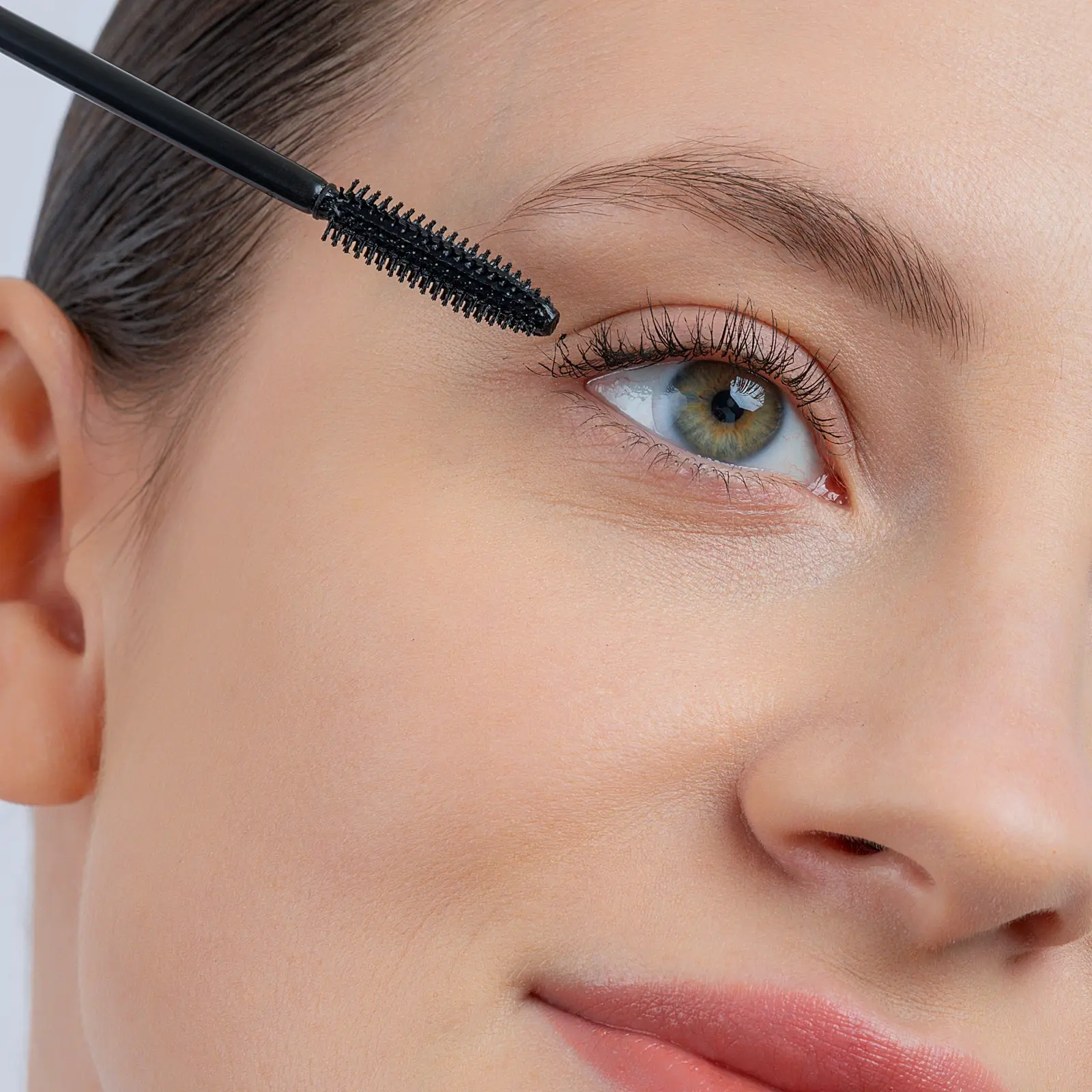 Тушь для ресниц с эффектом удлинения Tiger Eye Black тон 01 Stellary