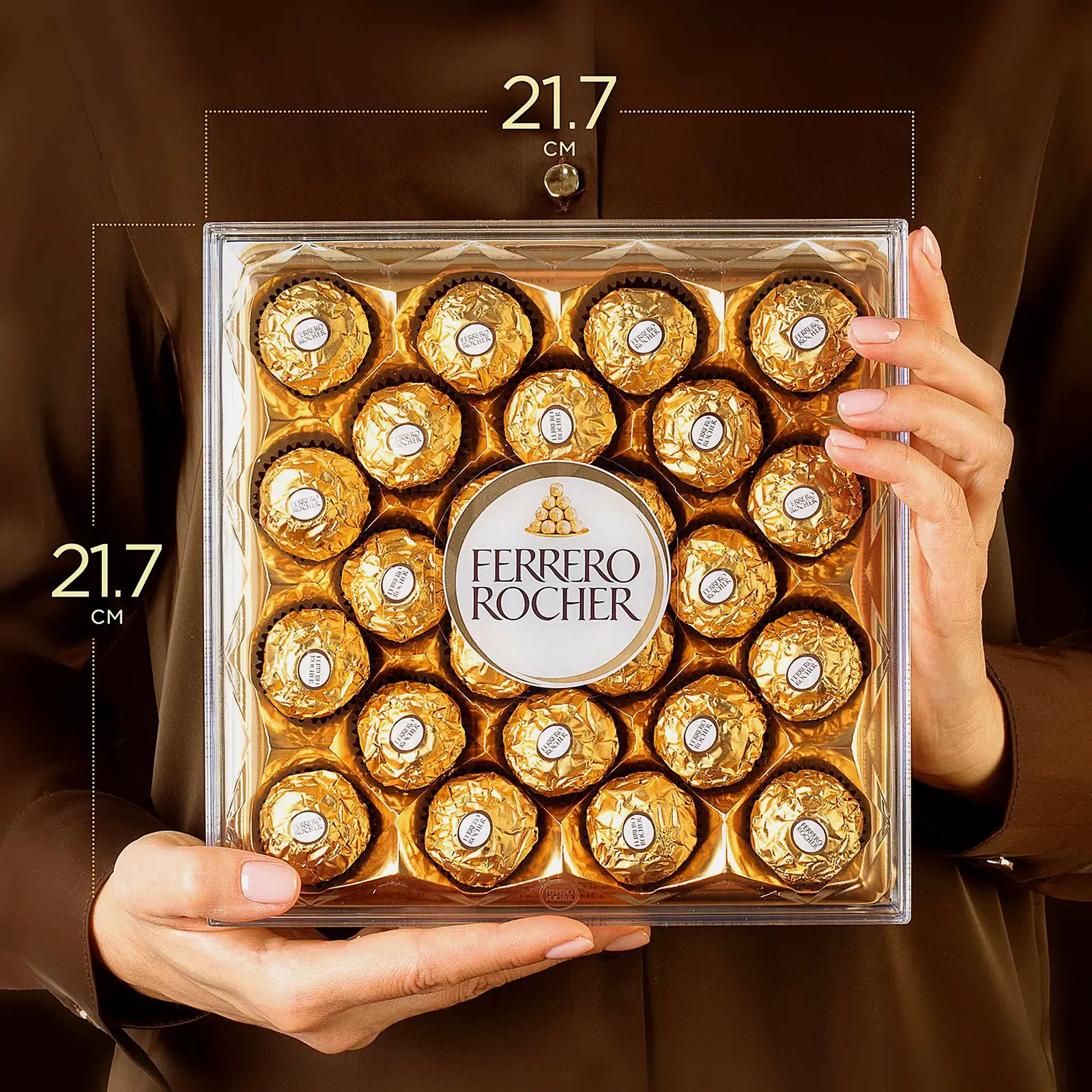 Конфеты шоколадные Ferrero Rocher из молочного шоколада с начинкой из крема и лесного ореха 300г - фото 8 Конфеты шоколадные Ferrero Rocher из молочного шоколада с начинкой из крема и лесного ореха 300г - фото 8