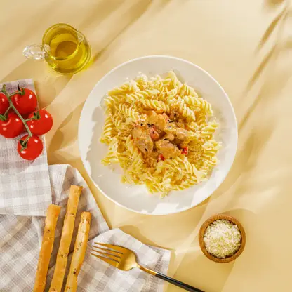 Изображение товара Цыплёнок том-ям с пастой фузилли М Кухня 230г готовое блюдо