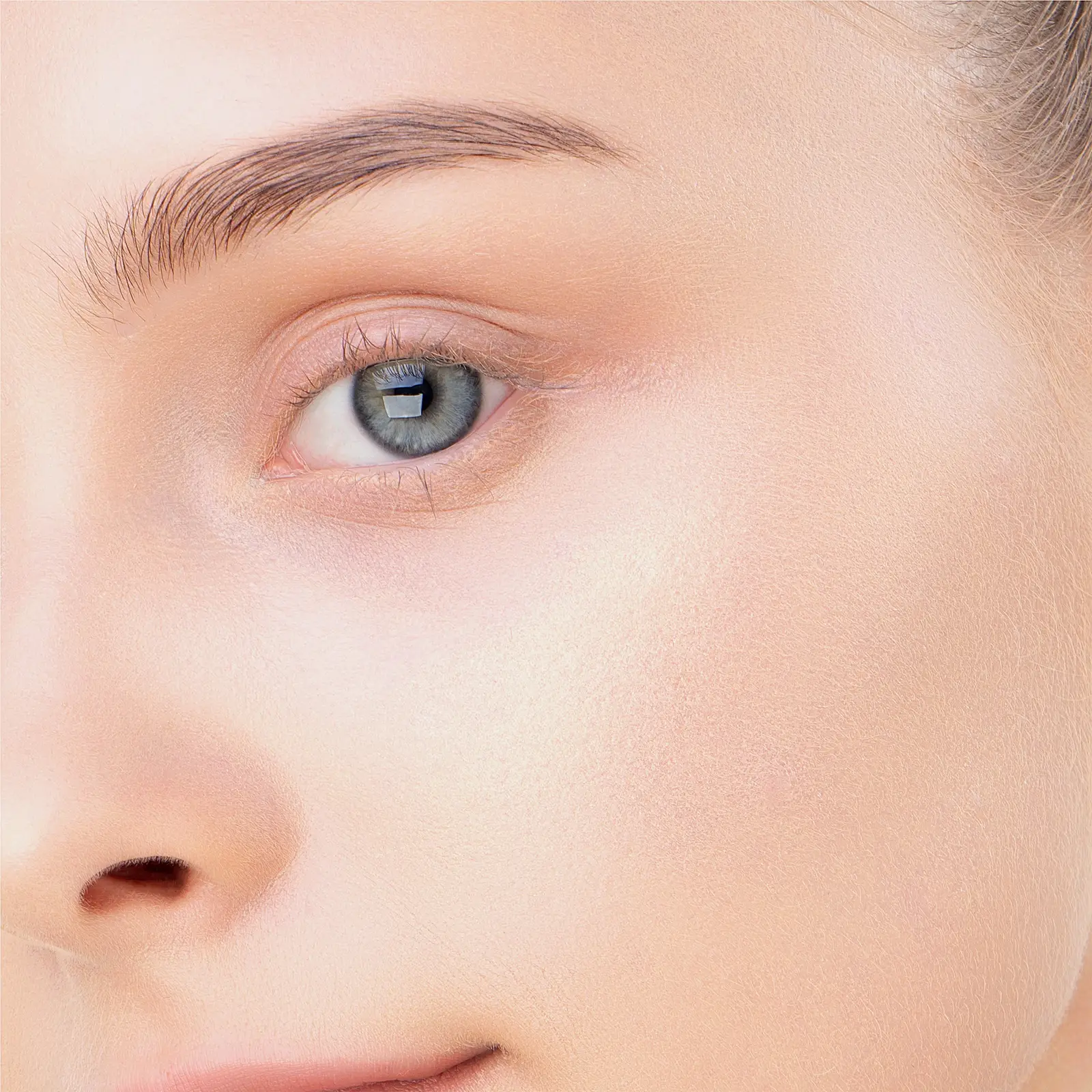 Хайлайтер для лица Alien Queen тон 01 Beauty Bomb - фото 4