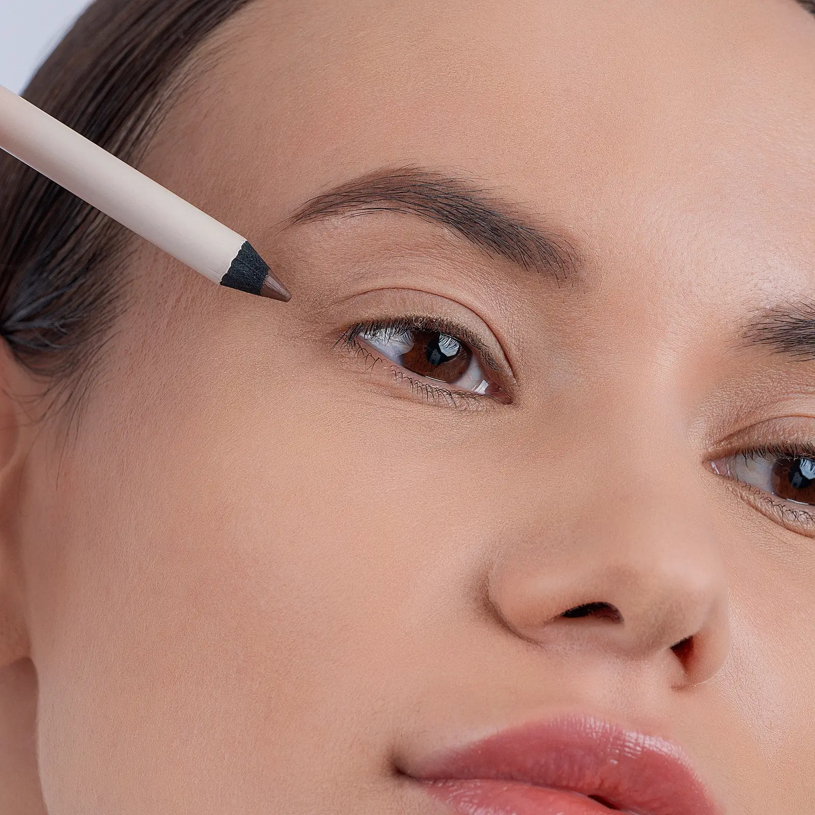 Карандаш для бровей с щеточкой Classic Brow Pencil Stellary тон 04 - фото 5