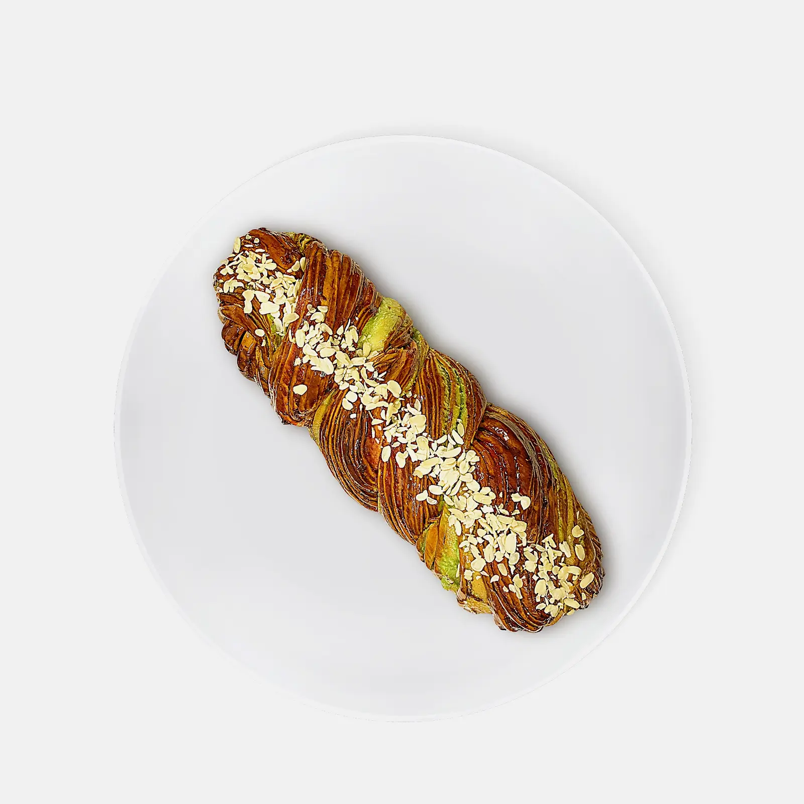 Сдобный крутень с фисташковой начинкой Сдобный крутень с фисташковой начинкой