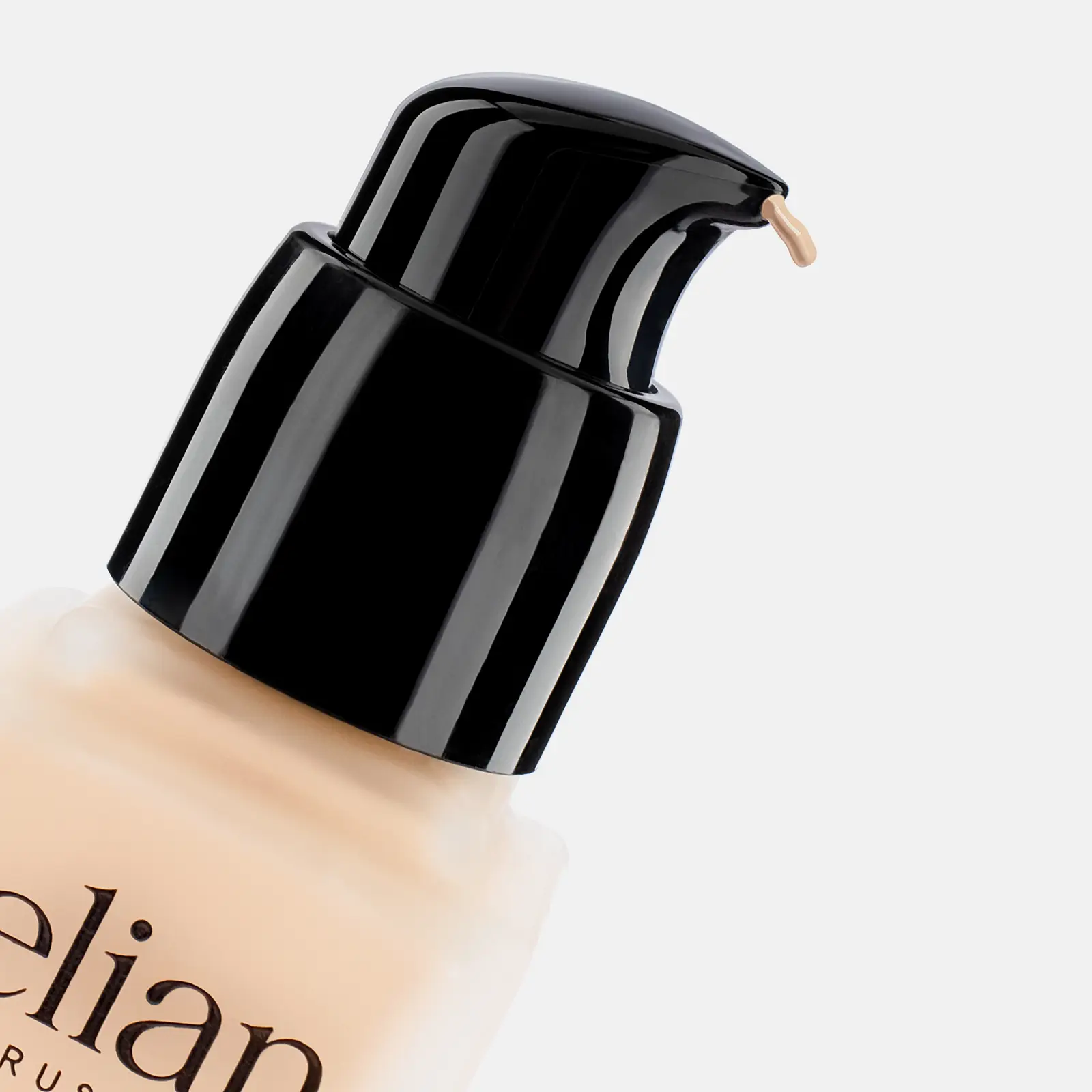 Тональное средство Elian Russia Silk Obsession SPF10 т12Creme