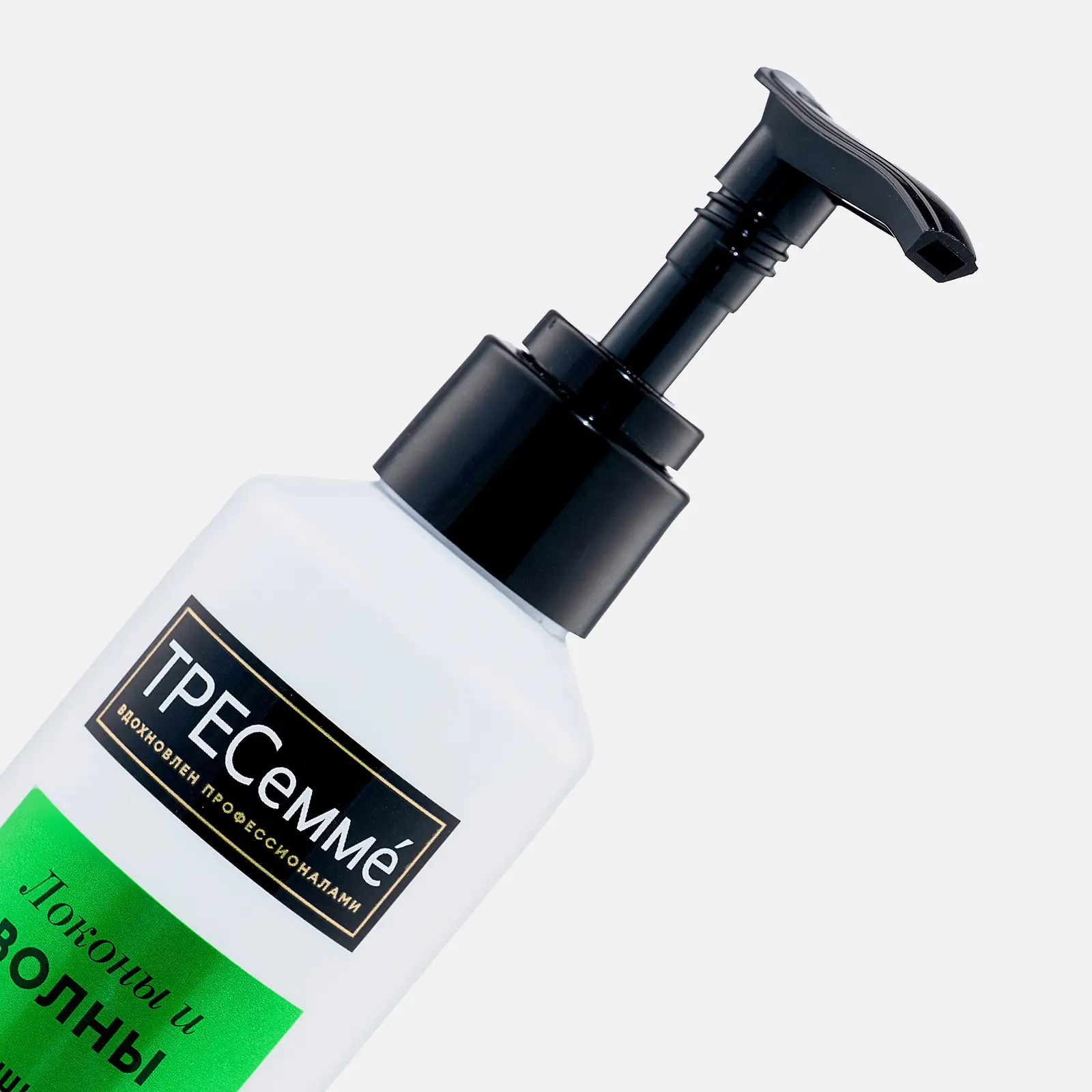 Крем для вьющихся и пушистых волос Tresemme 160мл