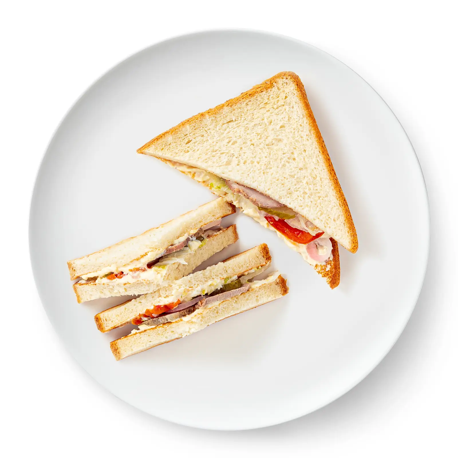 Изображение товара Сэндвич с ростбифом и овощами М Кухня 180г с майонезом и горчицей