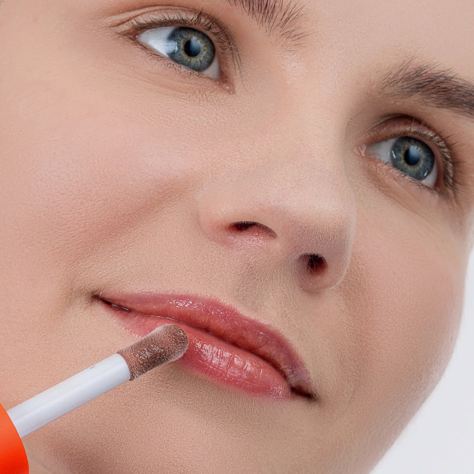 Масло для губ тон 02 Beauty Bomb Смешарики - фото 2