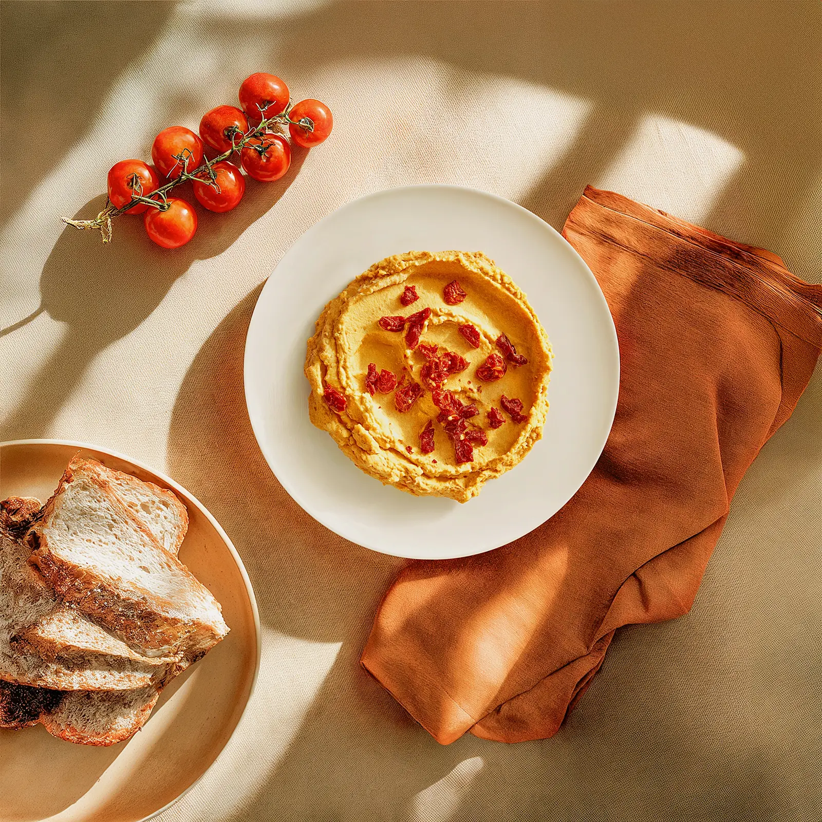 Хумус с вялеными помидорами 200г