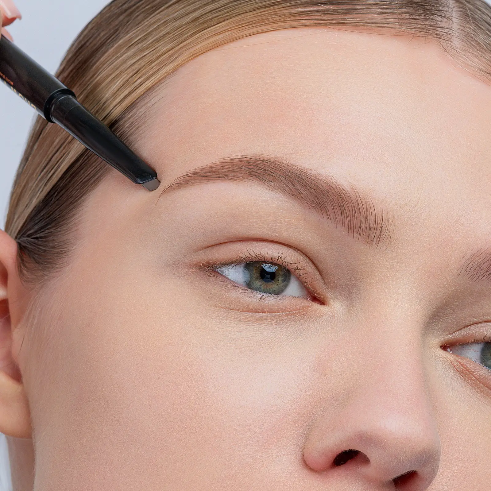 Автоматический карандаш для бровей Filigrane тон 02 Vivienne Sabo