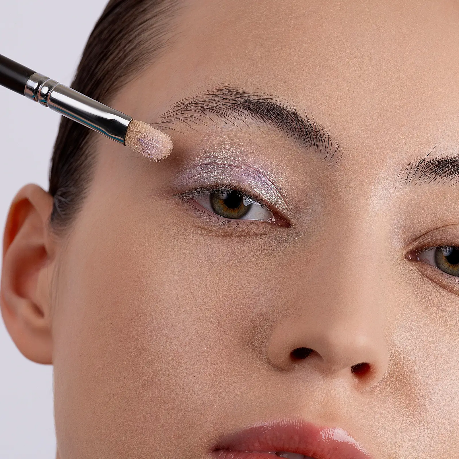Дуохромные тени для век Neochrome тон 04 Influence Beauty