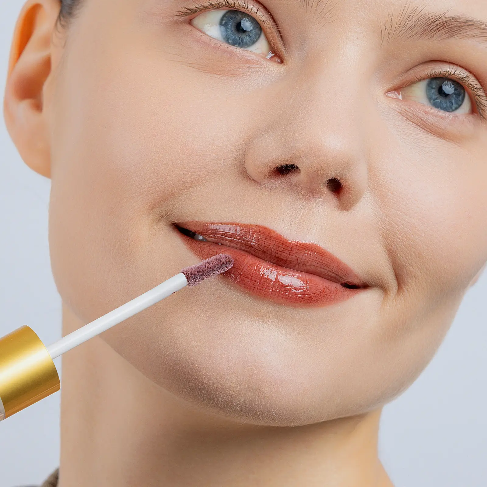 Блеск для губ Lip Gloss Juicy тон 14 Beauty Bomb