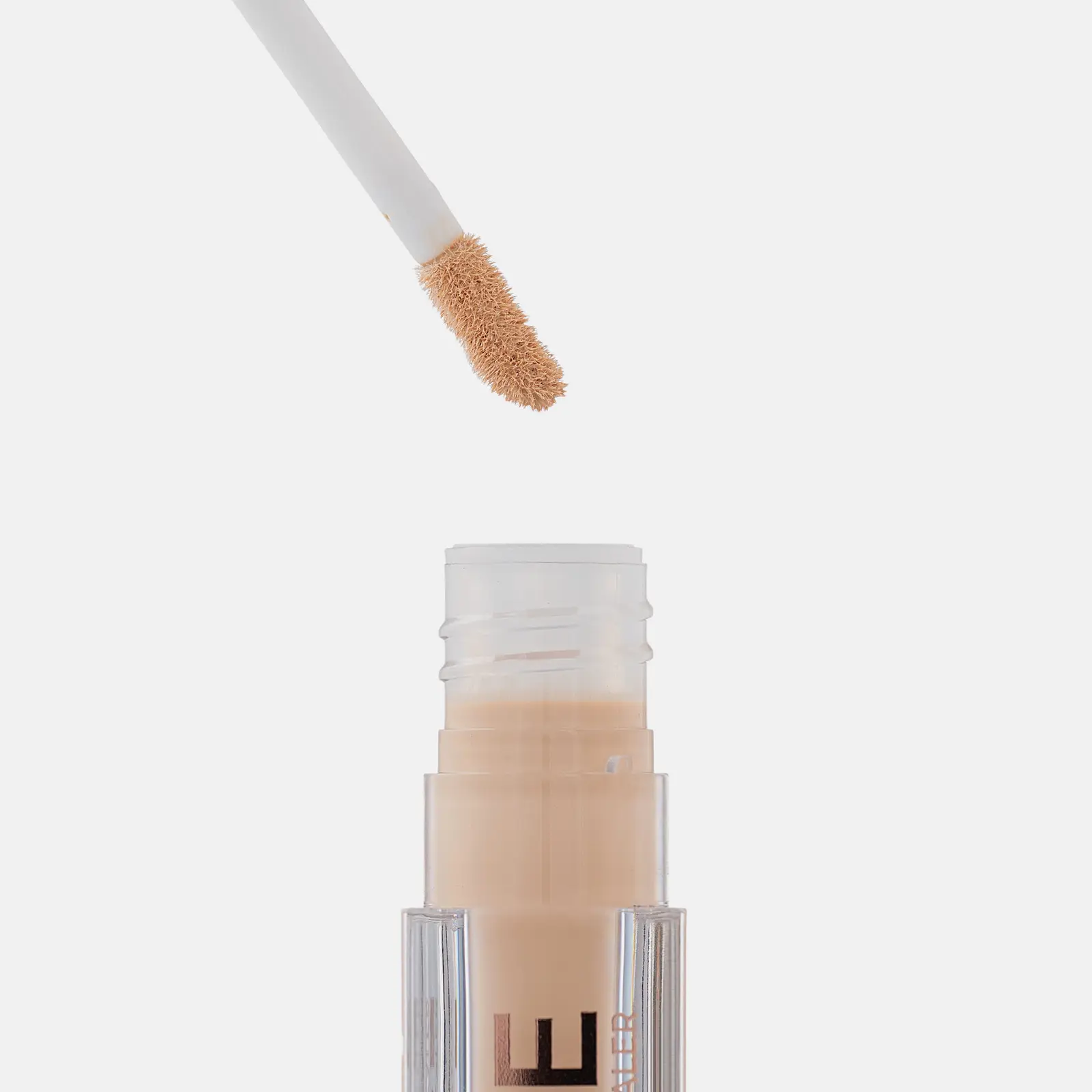 Увлажняющий консилер для лица Concealer Skin Privilege тон 02 Stellary - фото 3
