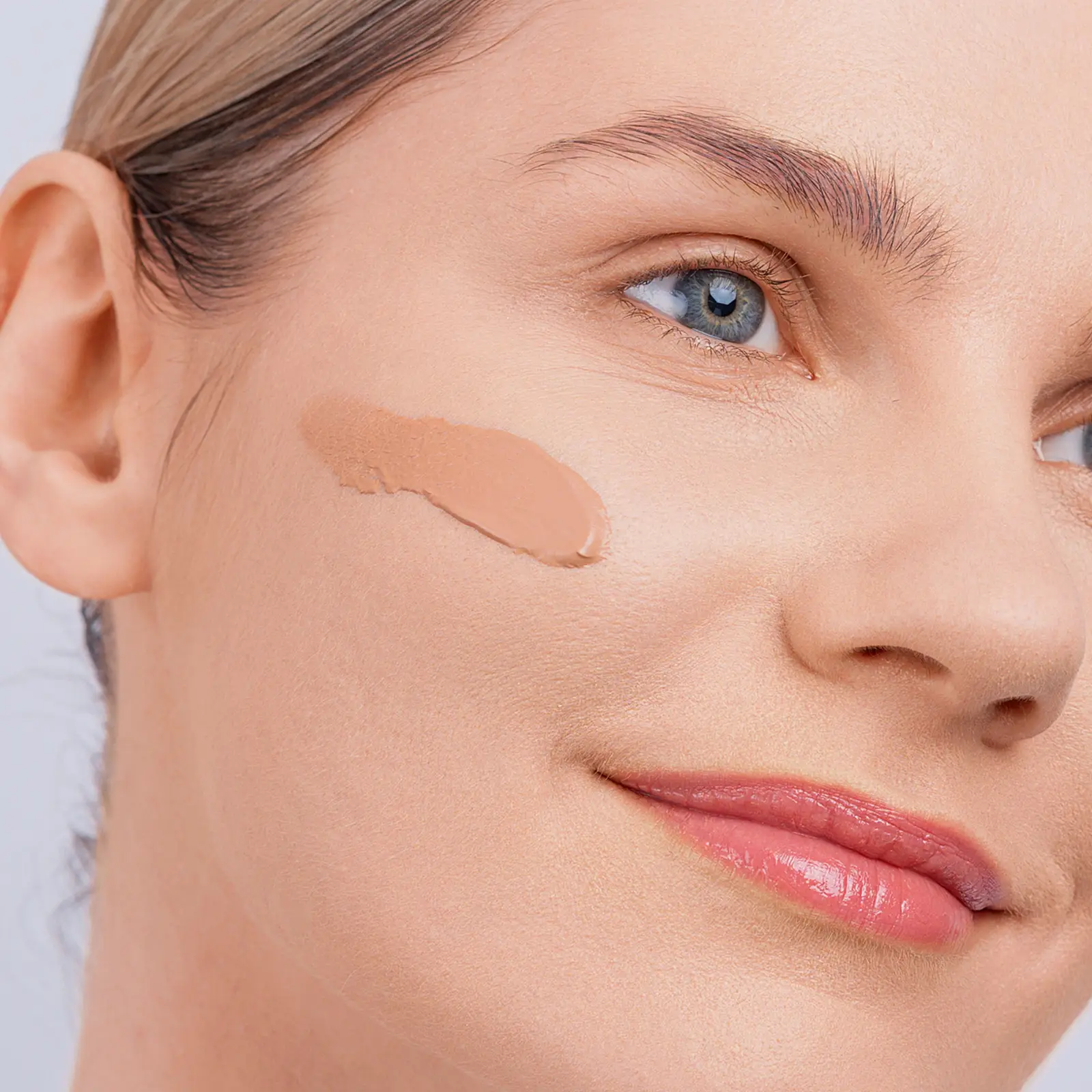 BB-крем + основа для макияжа для жирной кожи Professionals BB Cream+Primer тон 002 Pupa - фото 5