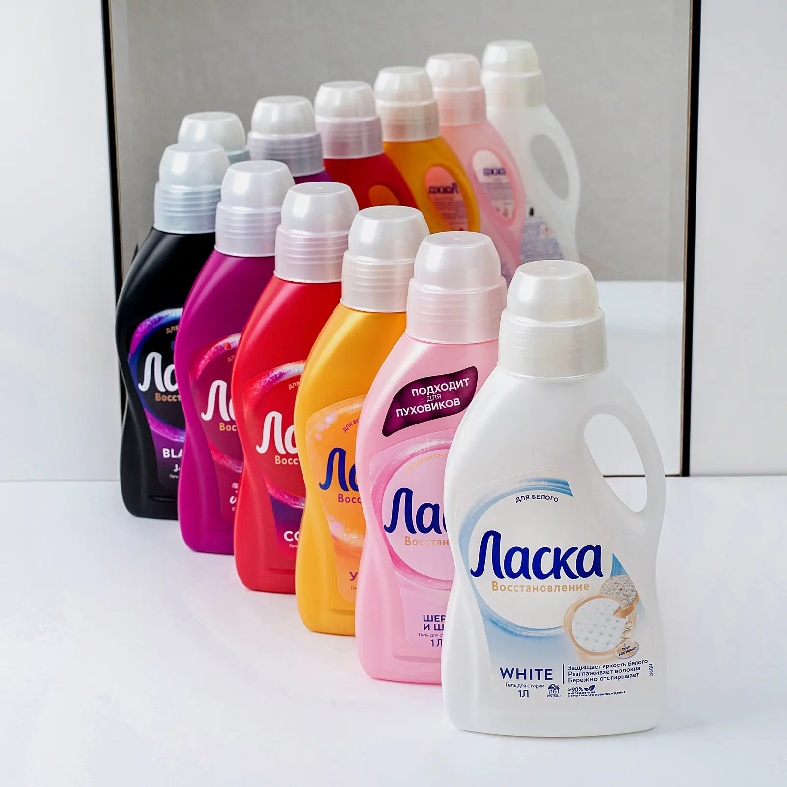 Гель для стирки Ласка Восстановление White для белого жидкое средство 16 стирок 1л