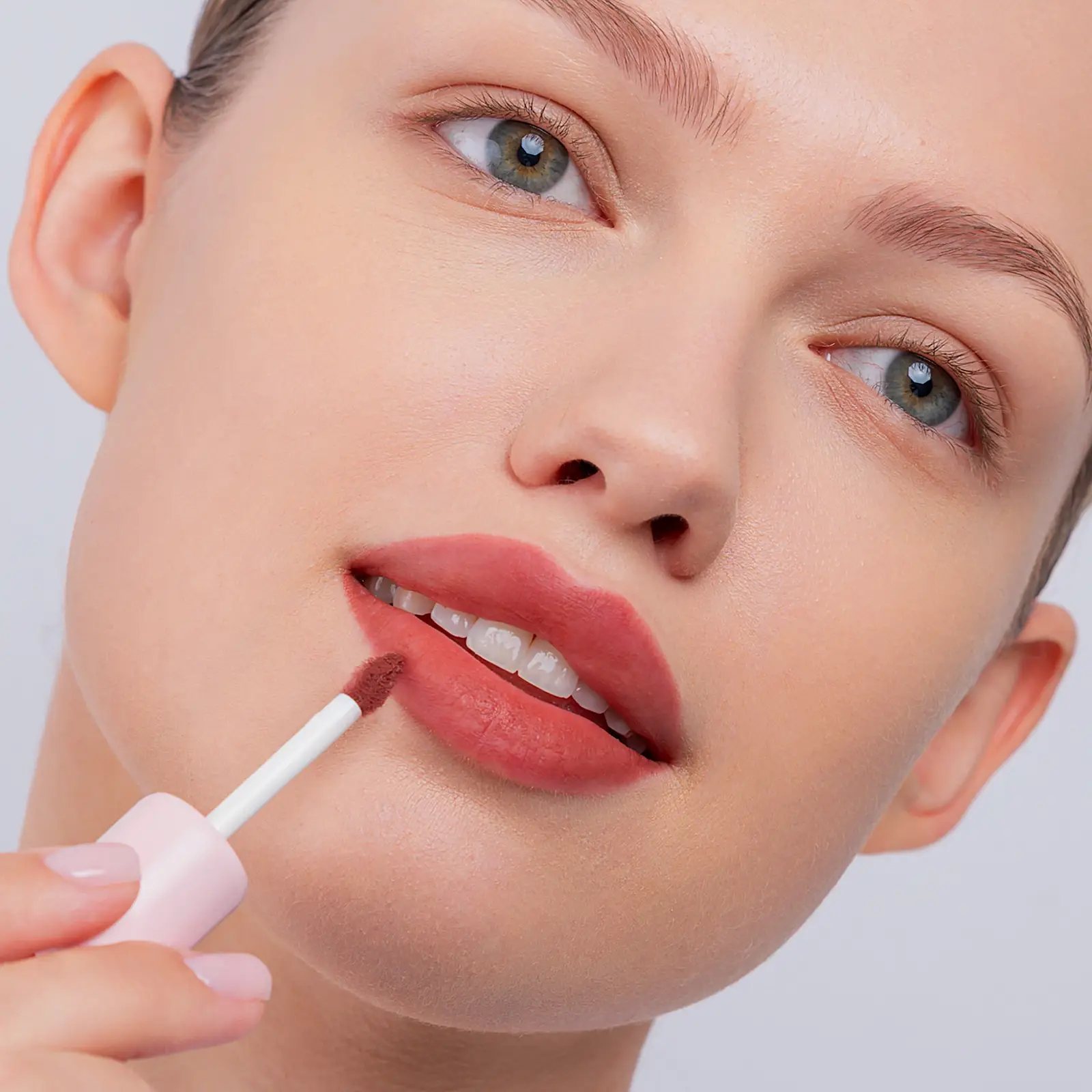 Помада для губ Matte Cloud Liquid Lipstick тон 05 Divage - фото 4