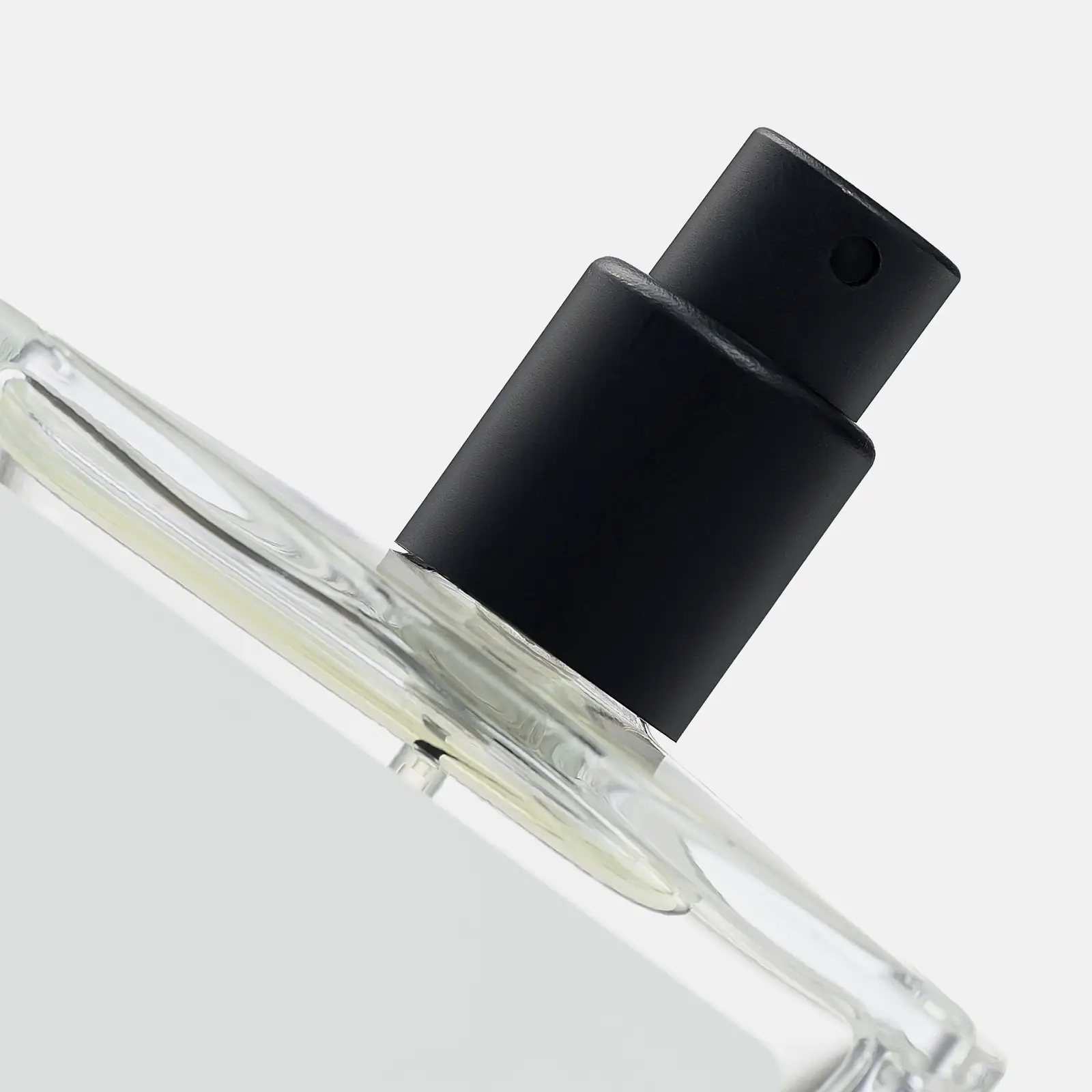 Парфюмерная вода F002 Equivalent женская 50мл