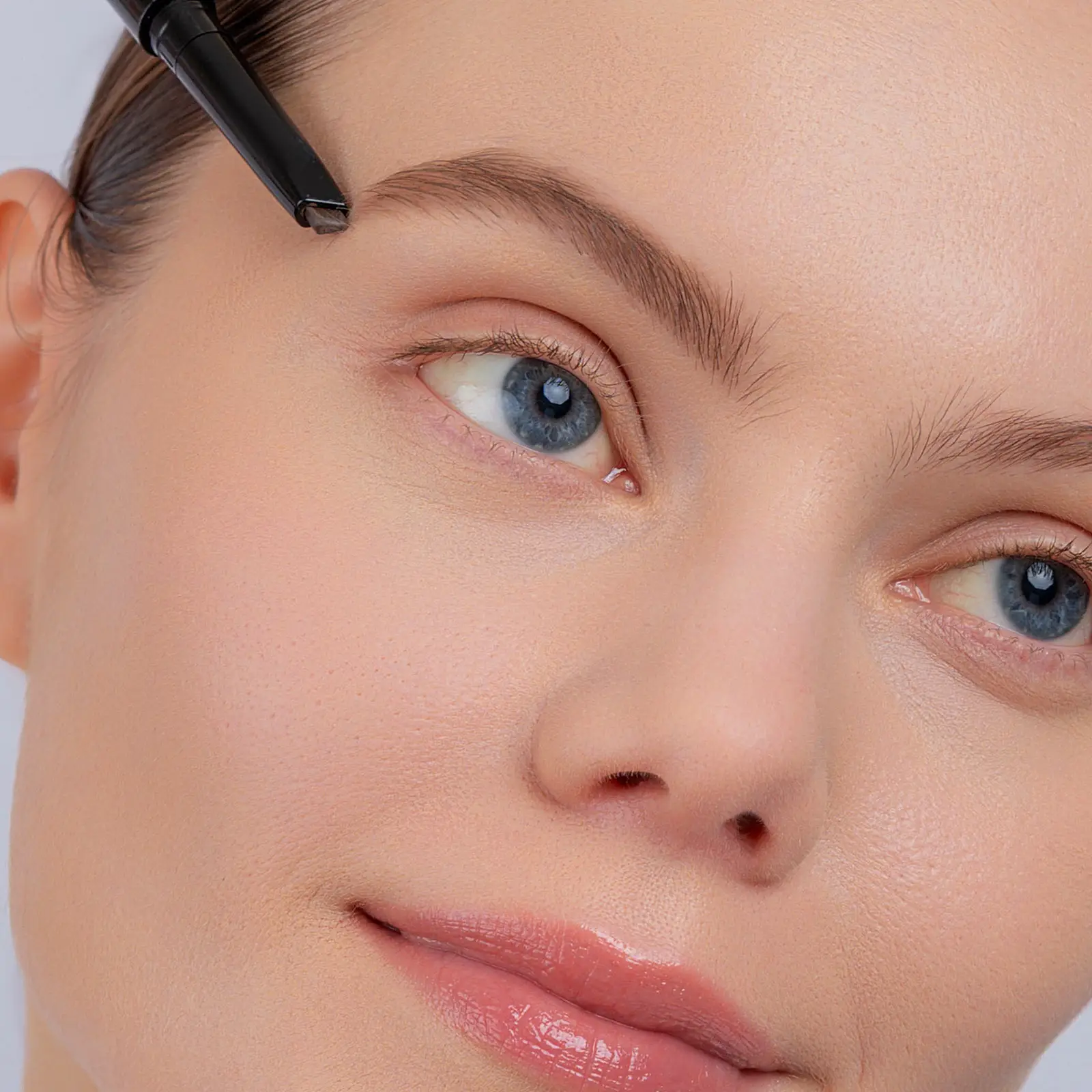 Карандаш для бровей Wet N Wild UltimateBrow автоматический E626A  - фото 5