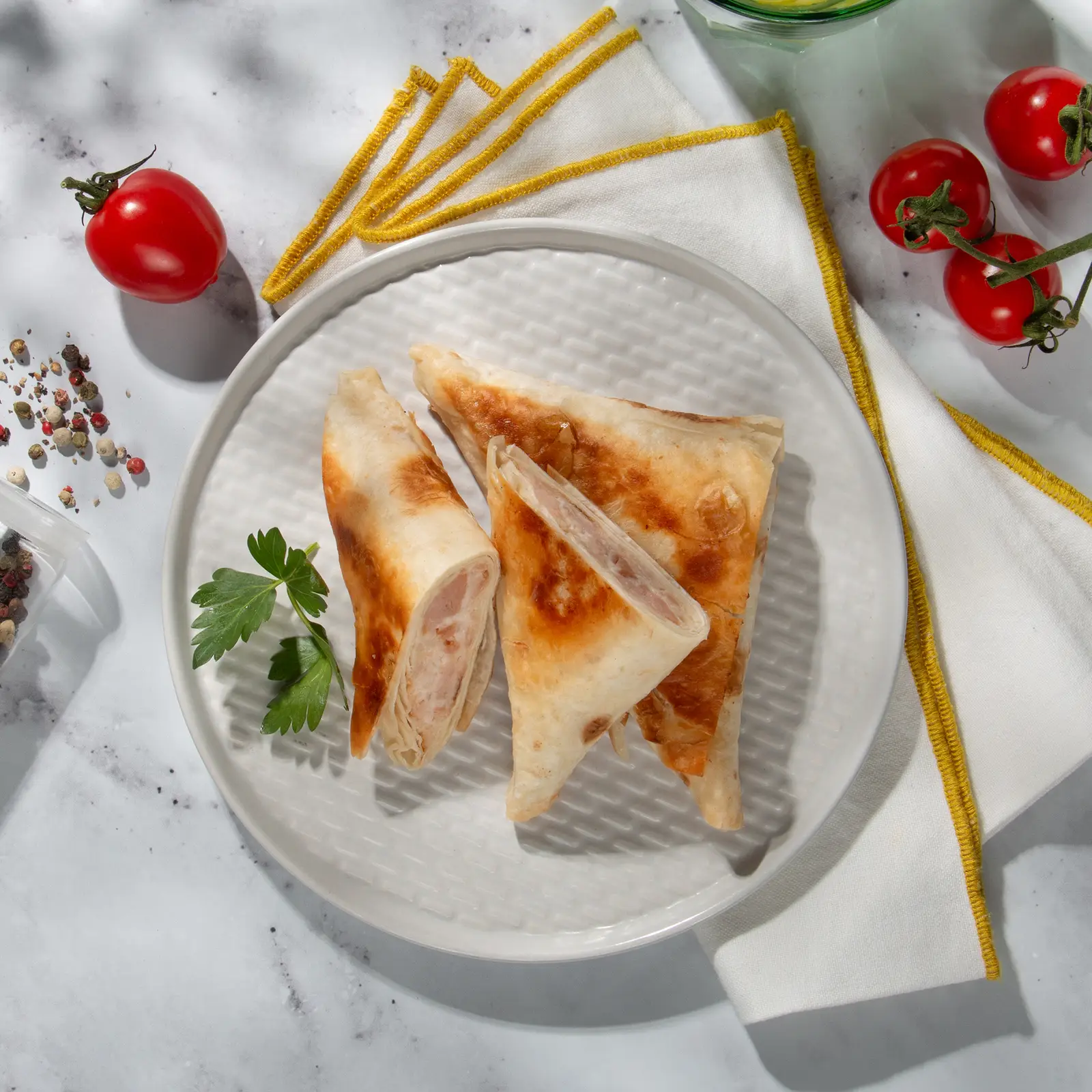 Изображение товара Конвертики с ветчиной и сыром М Кухня 140г - вкусное быстрое блюдо