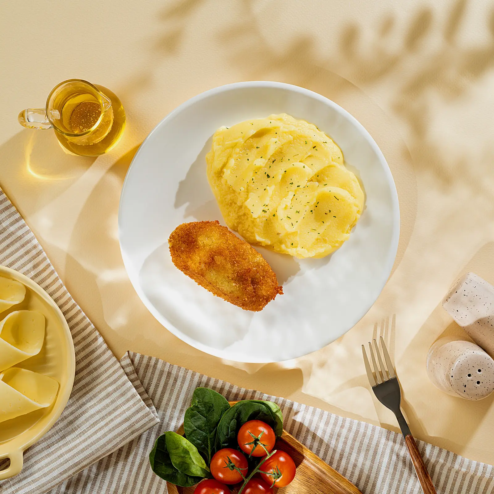 Котлета по-киевски с картофельным пюре М Кухня 260г