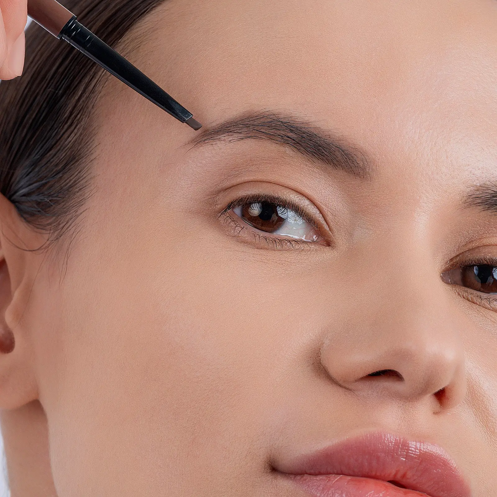 Автоматический карандаш для бровей Brow Sculpting Pencil Stellary тон 04