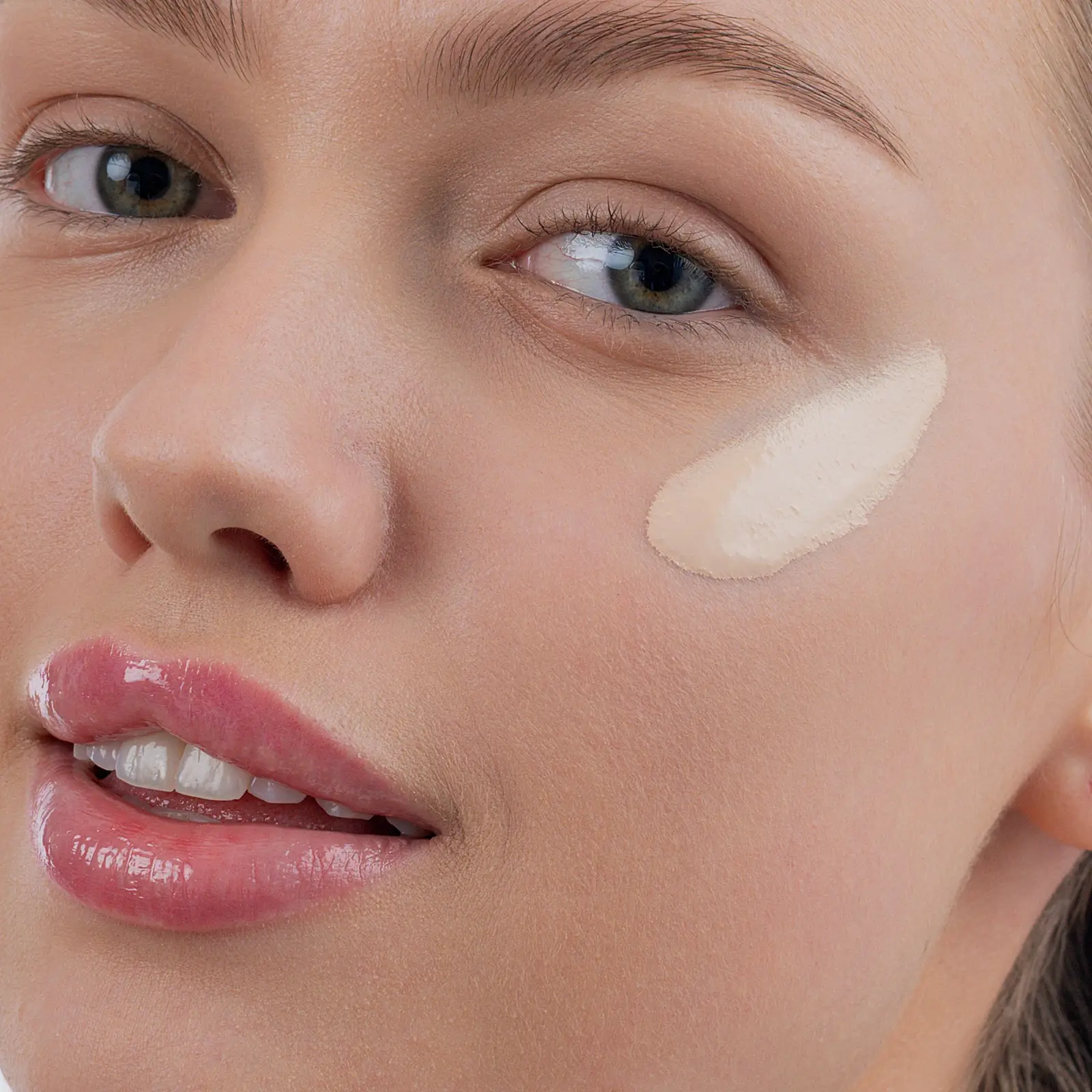 Тональный крем для лица тон 01 Слоновая кость Divage Matte Touch Foundation - фото 2