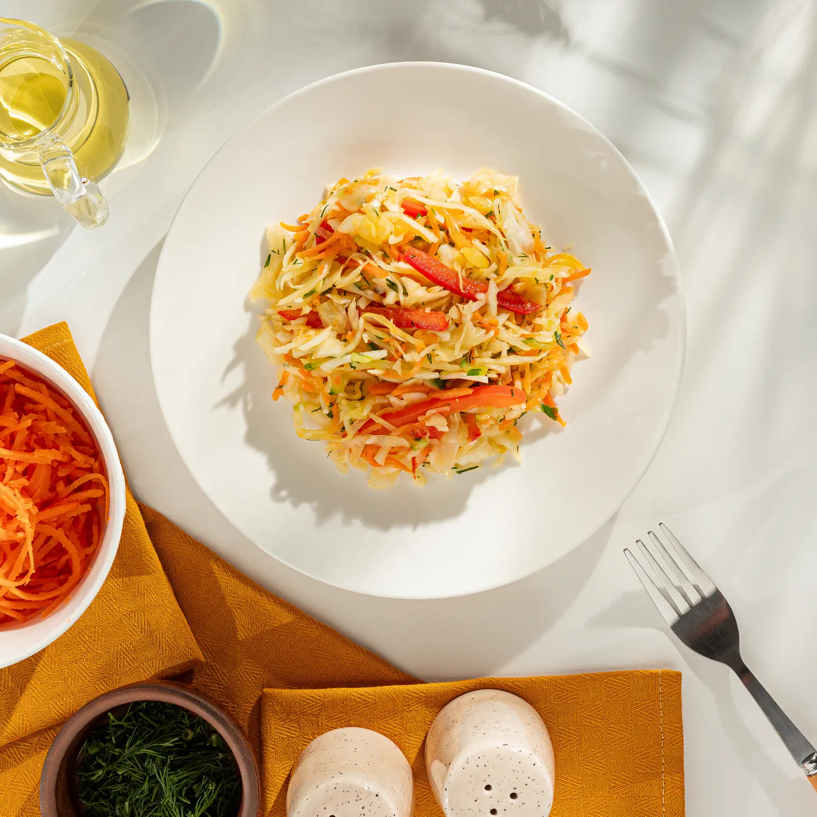 Изображение товара Витаминный салат с лимонной заправкой 150г свежий полезный