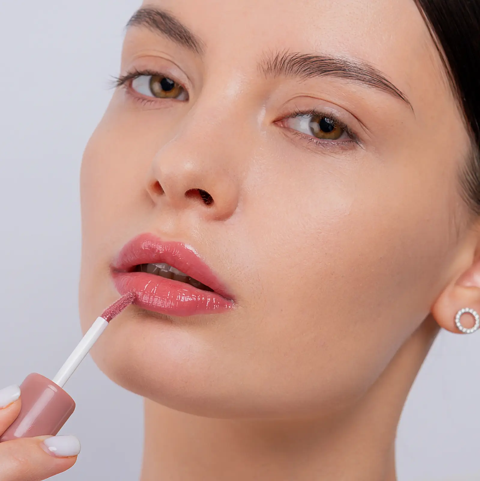 Помада для губ Butter Gloss Liquid Lipstick тон 02 Divage