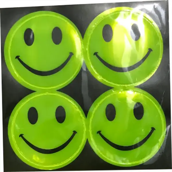 Изображение товара Набор светоотражающих стикеров Макпейпер