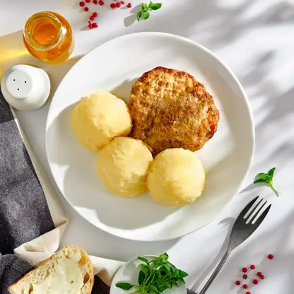 Изображение товара Бифштекс с картофельным пюре 300г