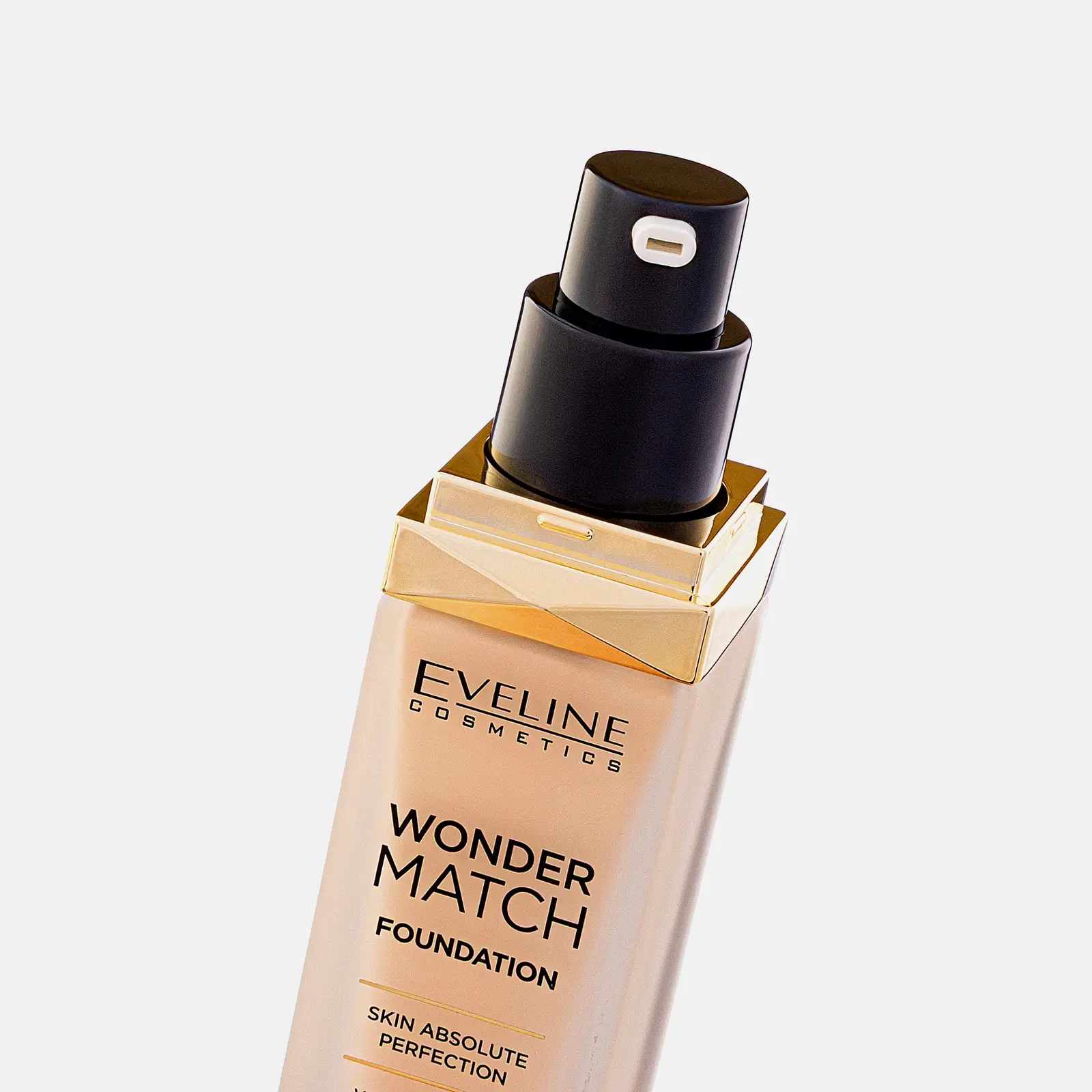 Тональная основа Eveline Cosmetics Wonder Match адаптирующаяся тон 05 Light Porce