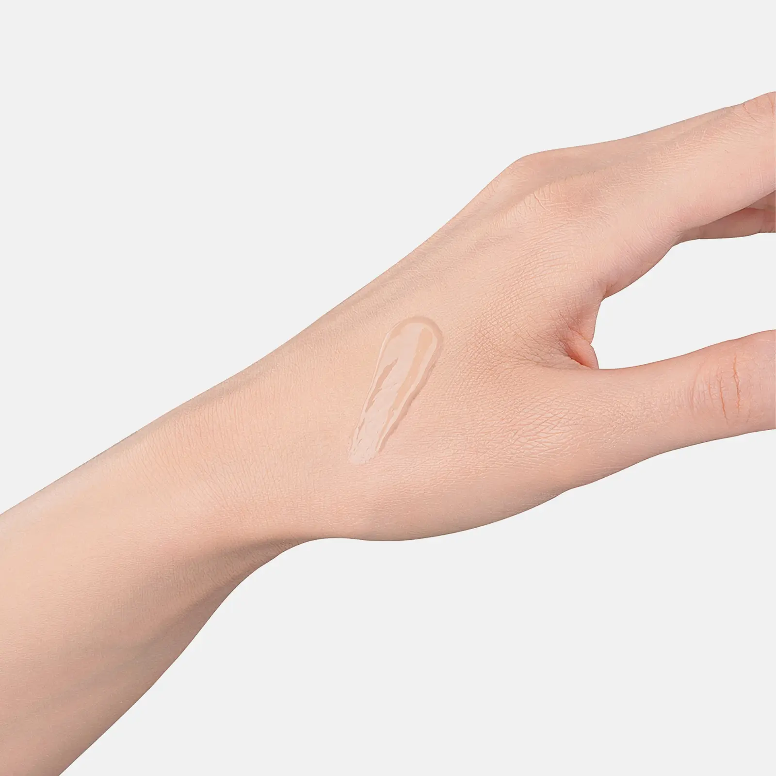 Тональное средство Elian Russia Silk Obsession SPF 10 тон 25