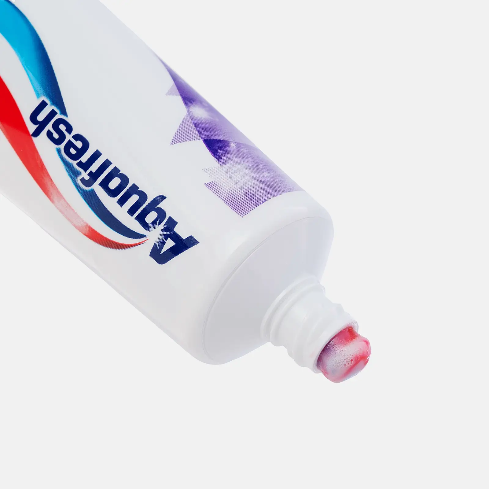 Зубная паста Aquafresh Активное отбеливание с фтором для защиты от кариеса 100мл - фото 4