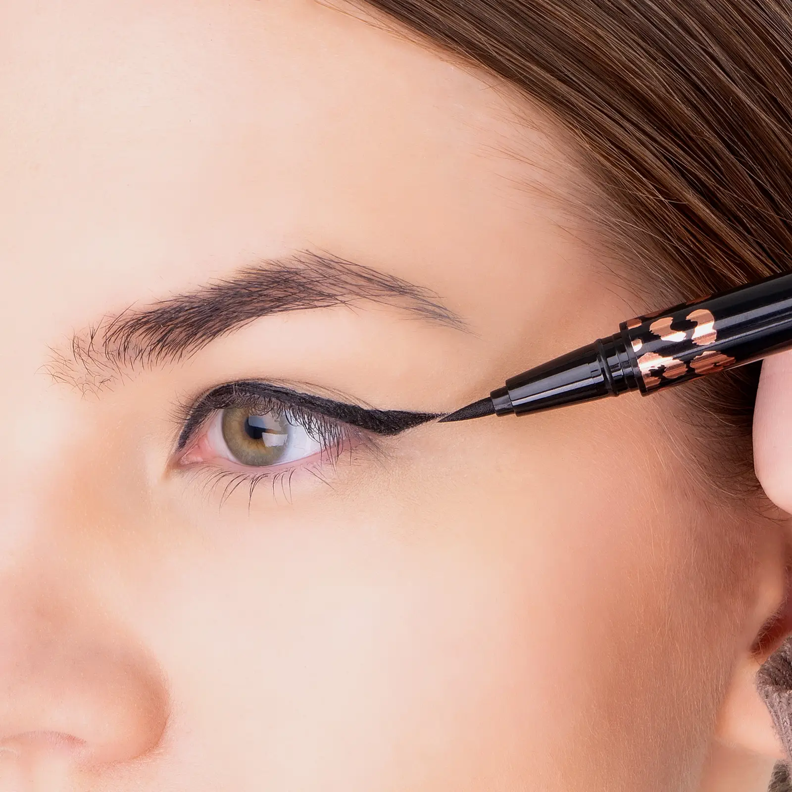 Фетровая подводка для глаз тон 01 Stellary