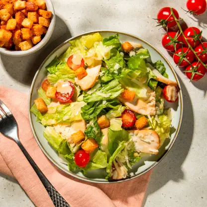 Изображение товара Салат Цезарь с курицей М Кухня 200г