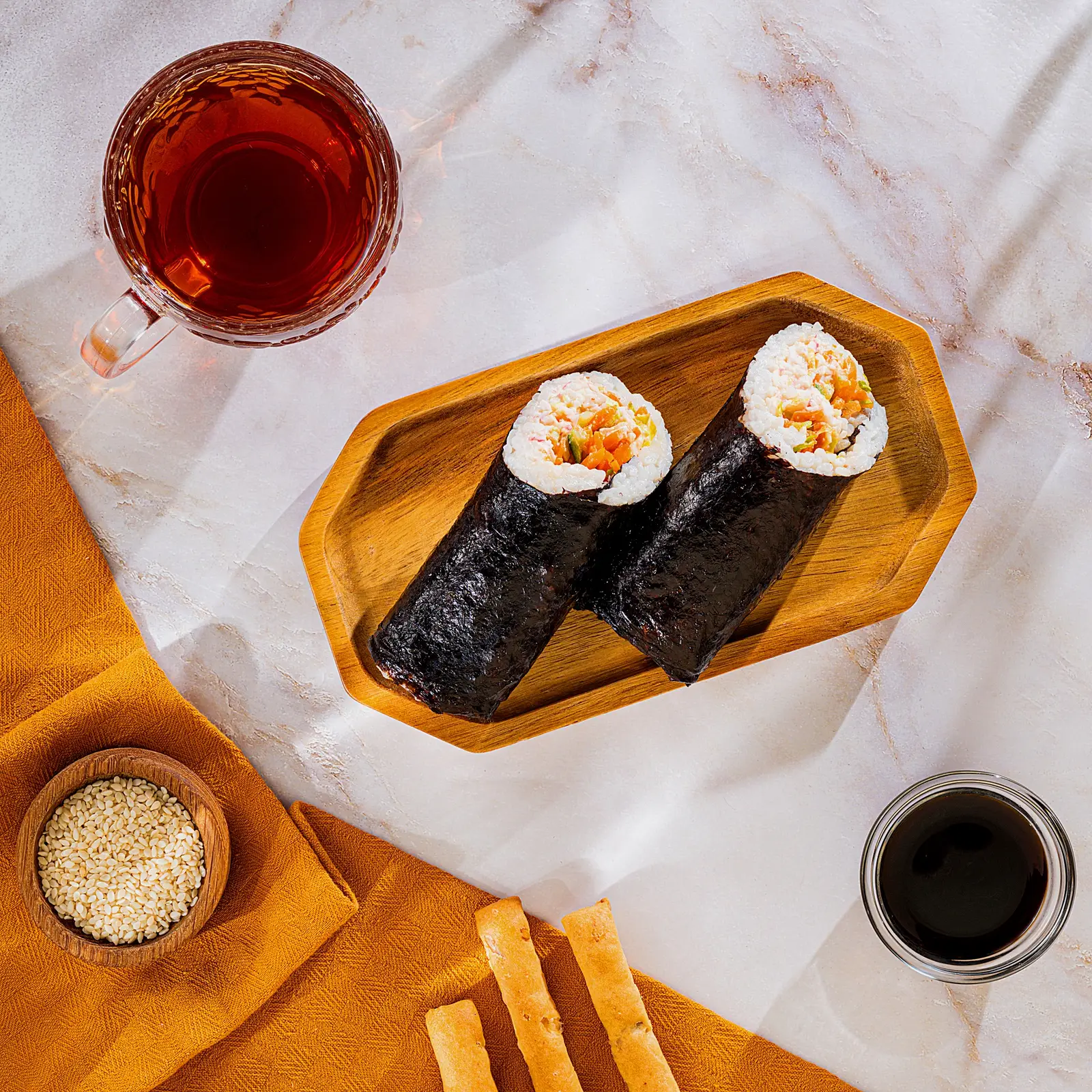 Изображение товара Кимбап с крабовым мясом М Кухня 195г готовое блюдо японский вкус