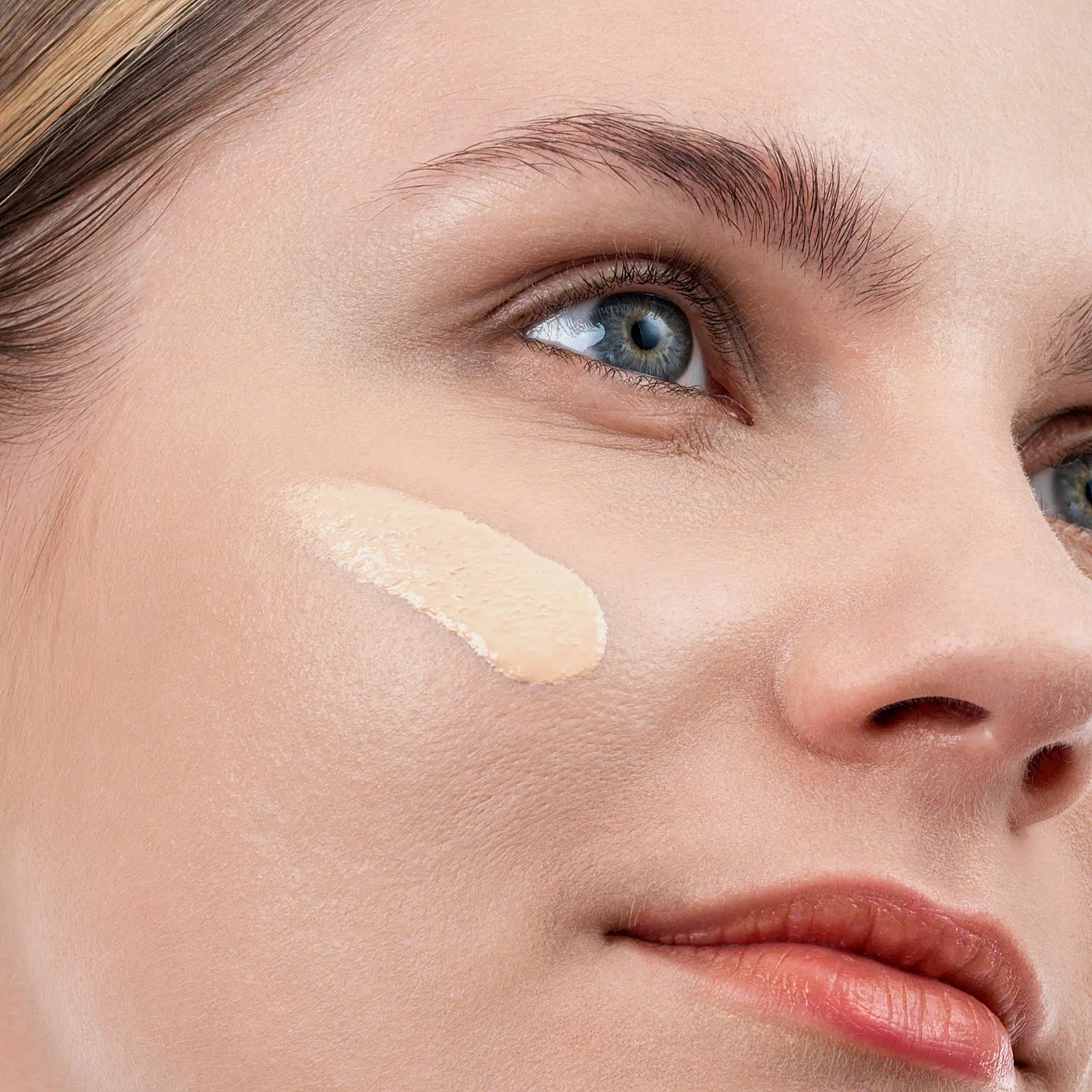 Тональный крем-тинт для лица тон 01 Princess Skin Beauty Bomb - фото 2