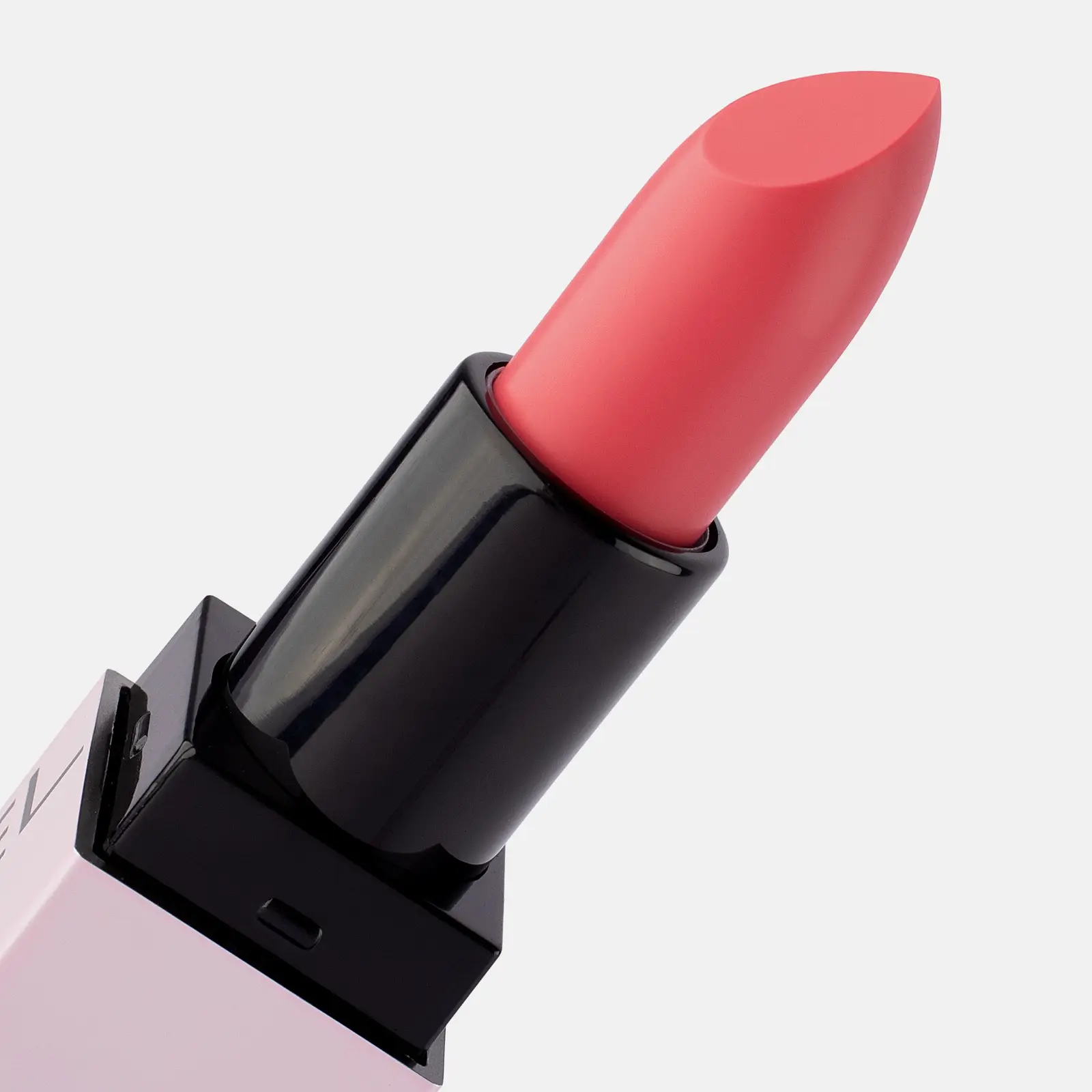 Бальзам для губ увеличивающий объем тон 03 Stellary