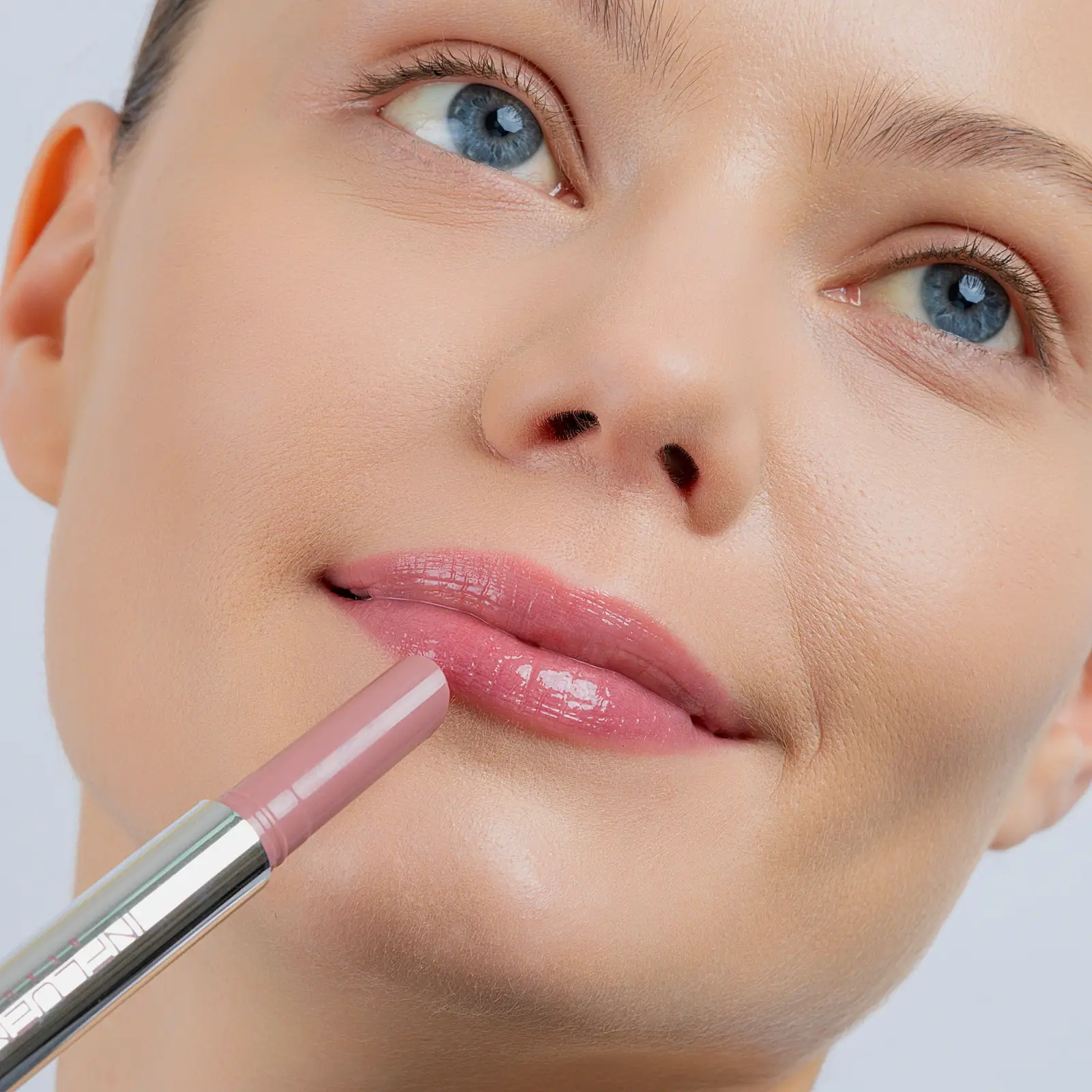 Бальзам-стик для губ тон 02 Influence Beauty Glow Injection