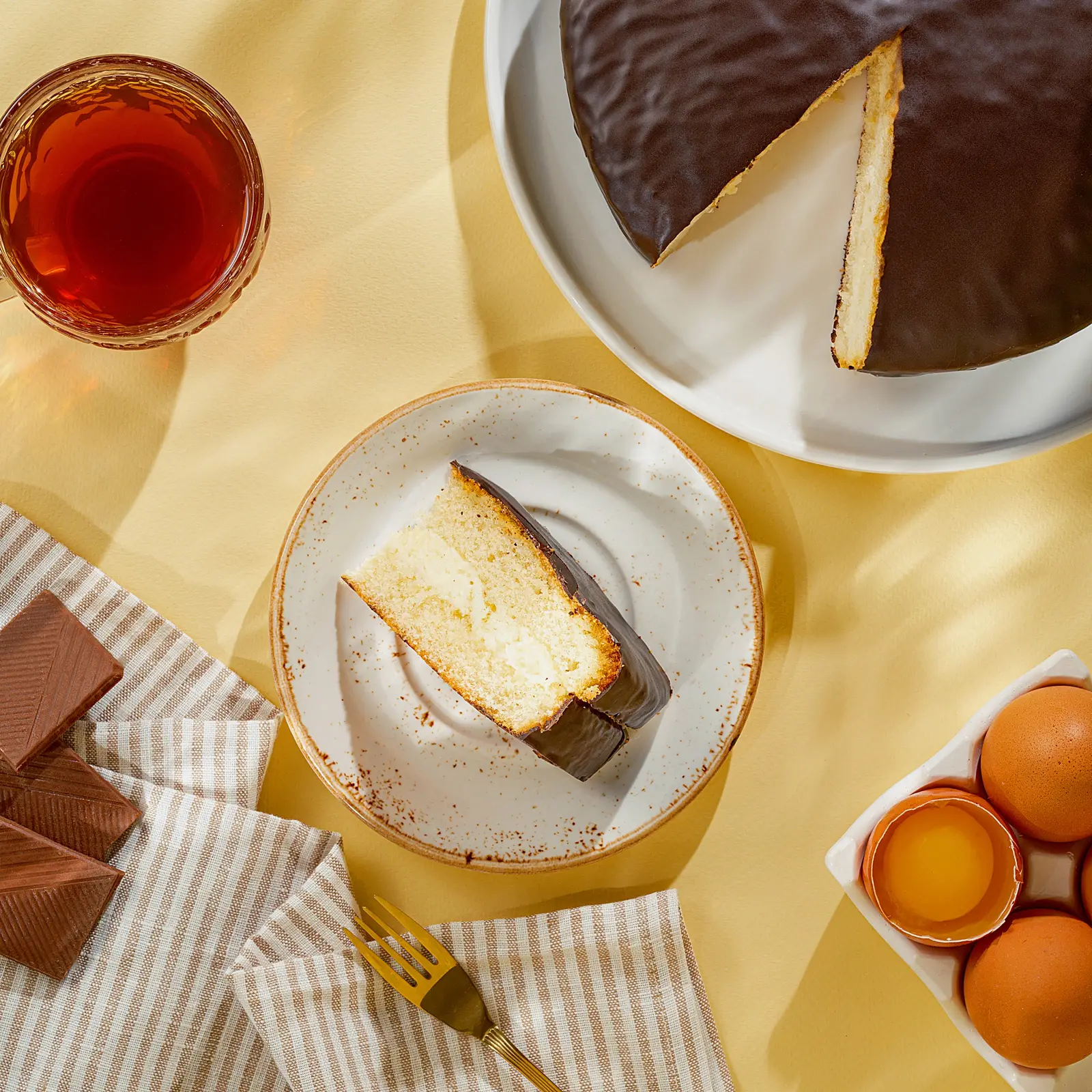 Торт Чародейка Черемушки 650г