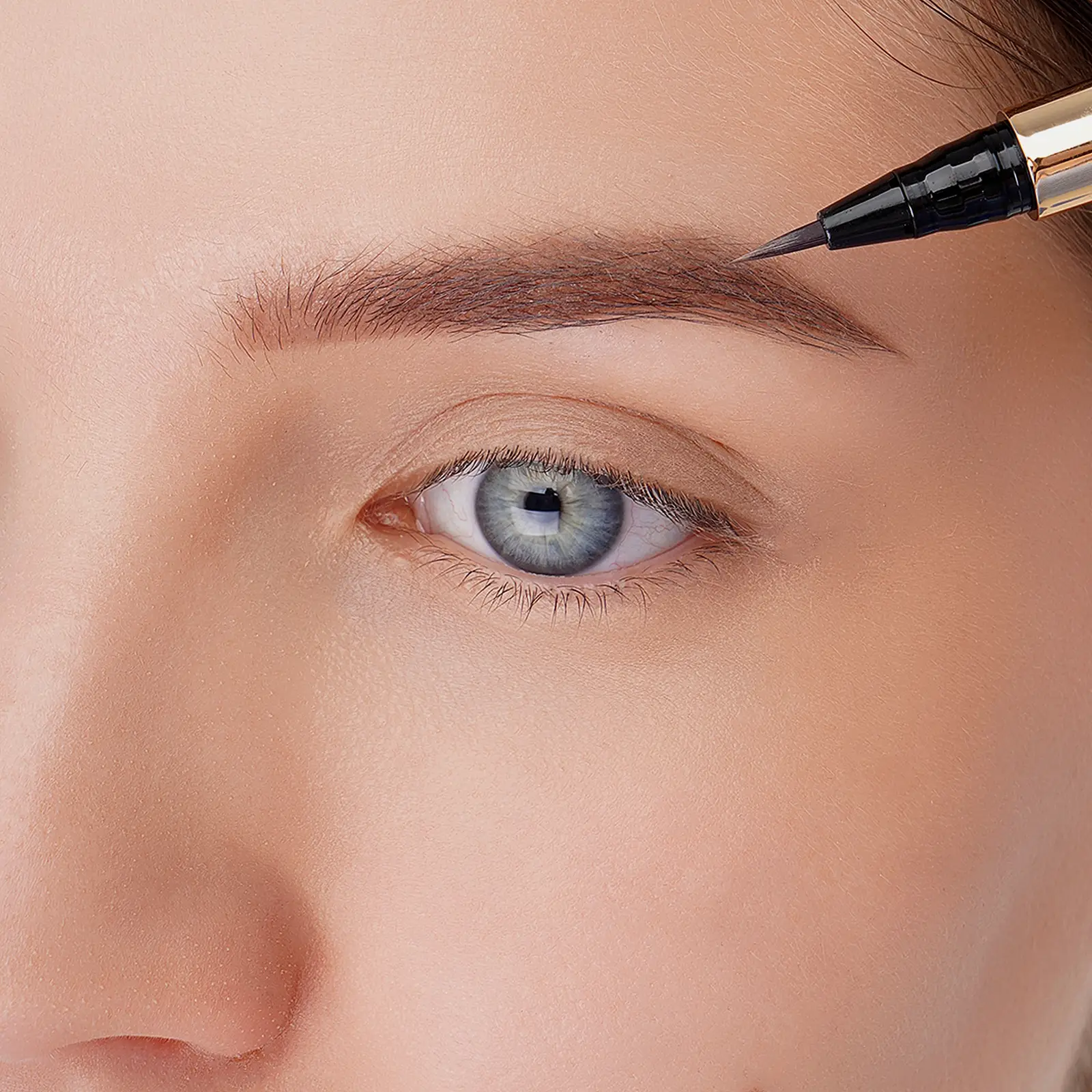 Маркер для бровей Vivienne Sabo Marqueur Superb тон 01 