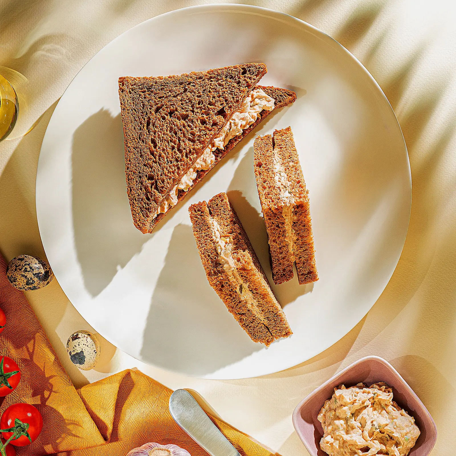 Сэндвич с филе-ломтиками тунца М Кухня 160г
