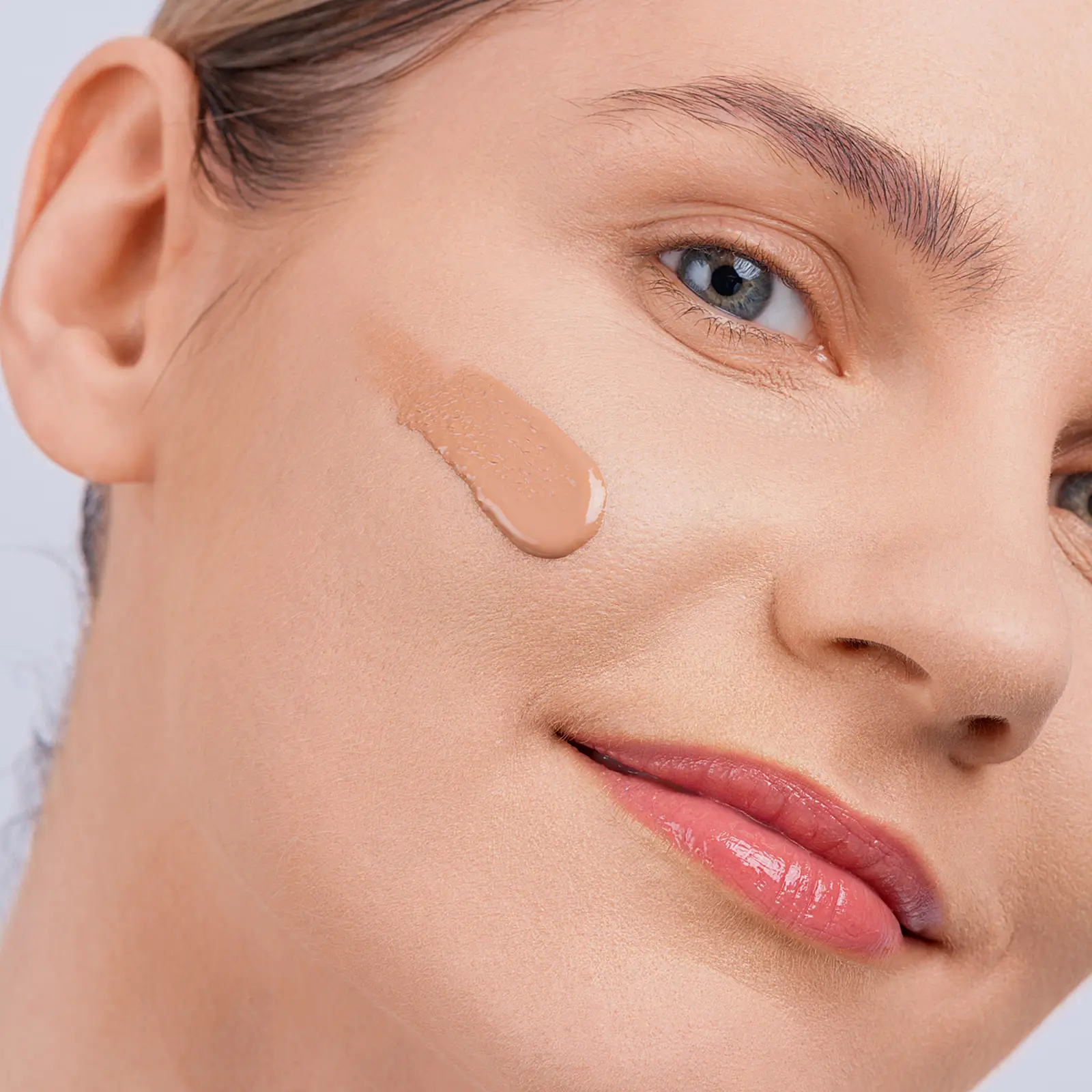 Тональный крем для лица Professionals BB Cream + Primer тон 002 Pupa